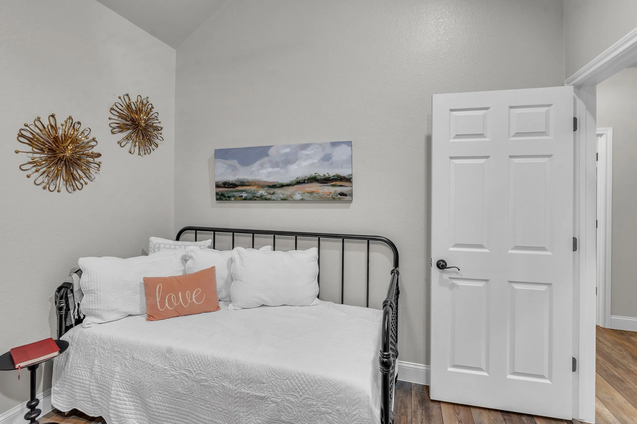 Single Family Residence For Sale in Parker County , 1809 Lakewood Drive, Weatherford, Texas 76087, 3 Bedroom, 3 Bathroom, 2 Garage spaces, 2,221 Sqft, built in 1990, mls#21366157, Real Estate Agent in Weatherford, Homes For Sale in Parker county, Homes For Sale in Weatherford, Realtor in Weatherford Texas, Real Estate Brokerage Independent Realty Texas, Luminita Cordes Realtor
