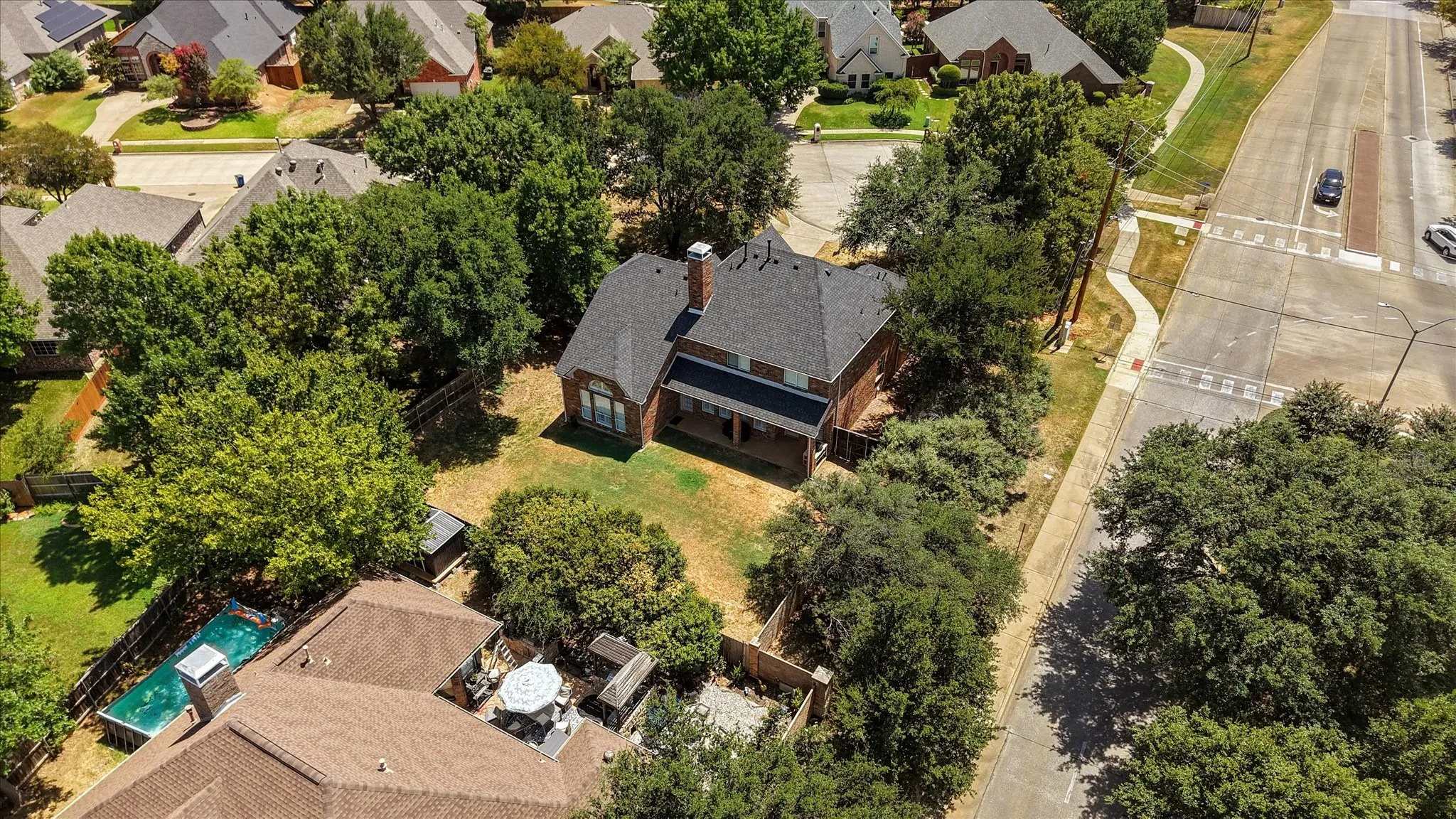 Single Family Residence For Sale in Denton County , 2105 Birdwood Circle, Corinth, Texas 76210, 4 Bedroom, 4 Bathroom, 2 Garage spaces, 3,096 Sqft, built in 1999, mls#21366168, Real Estate Agent in Corinth, Homes For Sale in Denton county, Homes For Sale in Corinth, Realtor in Corinth Texas, Real Estate Brokerage Independent Realty Texas, Luminita Cordes Realtor