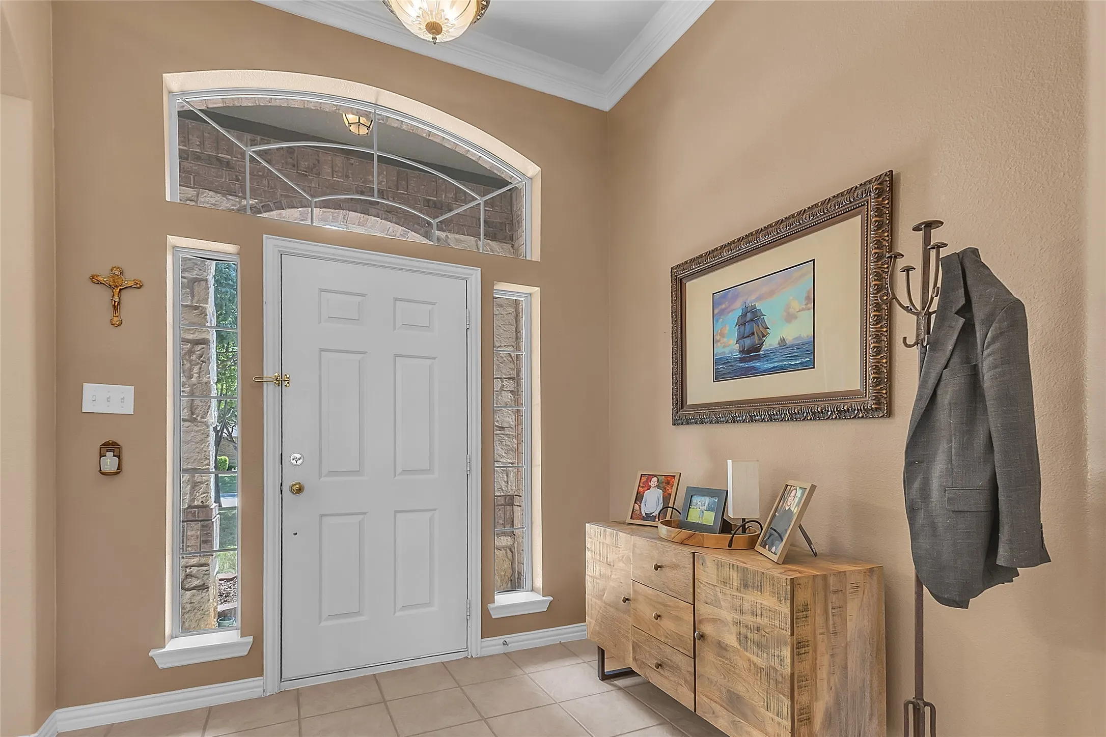 Single Family Residence For Sale in Denton County , 101 Indian Paint Drive, Justin, Texas 76247, 3 Bedroom, 2 Bathroom, 3 Garage spaces, 2,173 Sqft, built in 2003, mls#21362487, Real Estate Agent in Justin, Homes For Sale in Denton county, Homes For Sale in Justin, Realtor in Justin Texas, Real Estate Brokerage Independent Realty Texas, Luminita Cordes Realtor