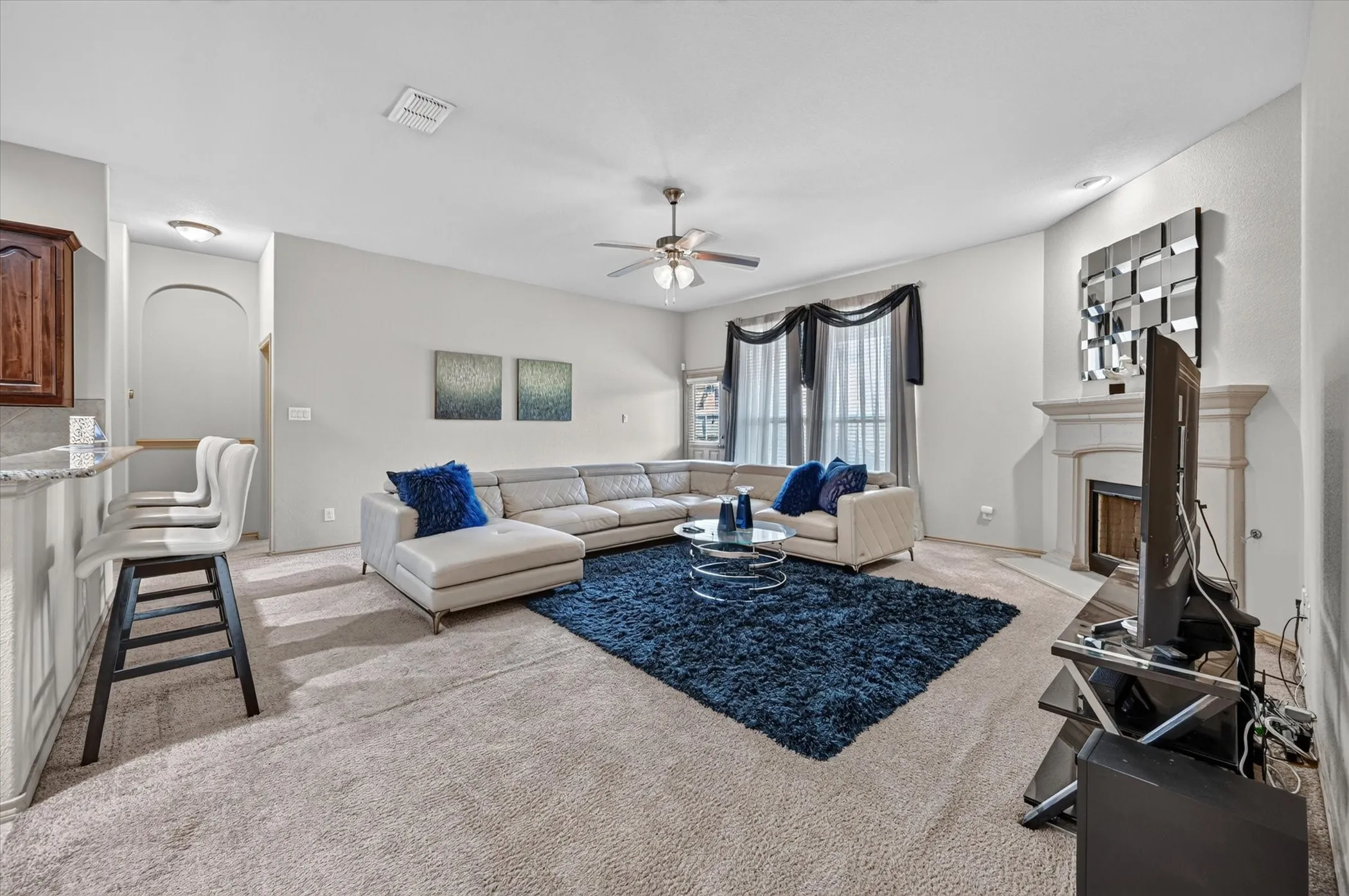 Single Family Residence For Sale in Dallas County , 1107 Fairhaven Drive, Glenn Heights, Texas 75154, 3 Bedroom, 2 Bathroom, 2 Garage spaces, 2,203 Sqft, built in 2015, mls#21366161, Real Estate Agent in Glenn Heights, Homes For Sale in Dallas county, Homes For Sale in Glenn Heights, Realtor in Glenn Heights Texas, Real Estate Brokerage Independent Realty Texas, Luminita Cordes Realtor