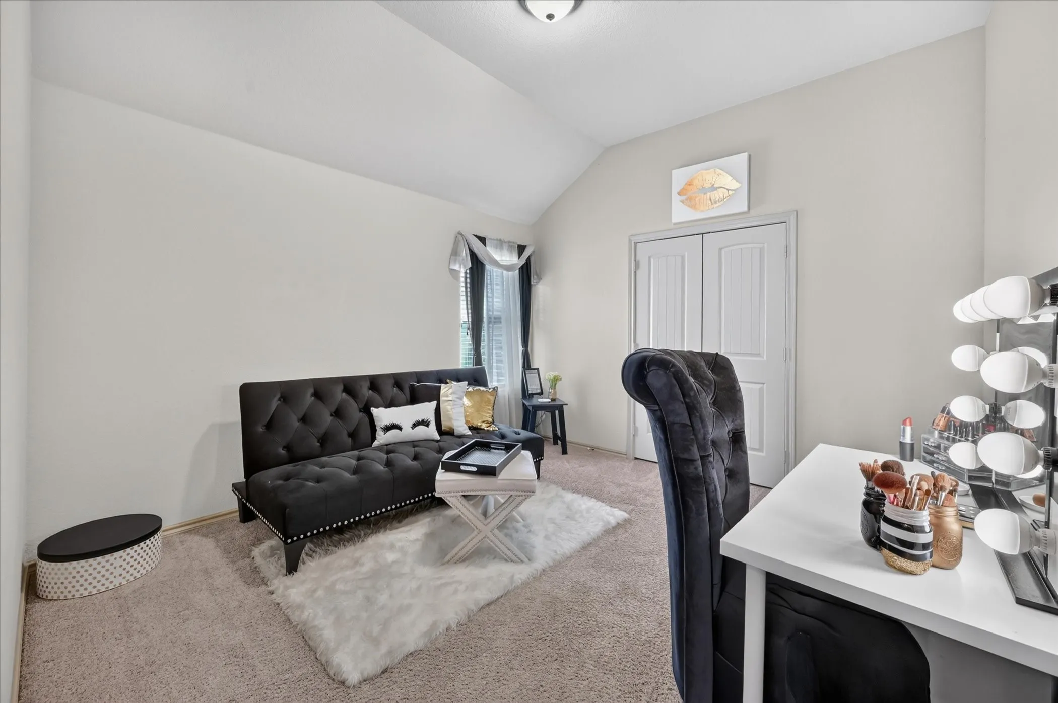Single Family Residence For Sale in Dallas County , 1107 Fairhaven Drive, Glenn Heights, Texas 75154, 3 Bedroom, 2 Bathroom, 2 Garage spaces, 2,203 Sqft, built in 2015, mls#21366161, Real Estate Agent in Glenn Heights, Homes For Sale in Dallas county, Homes For Sale in Glenn Heights, Realtor in Glenn Heights Texas, Real Estate Brokerage Independent Realty Texas, Luminita Cordes Realtor