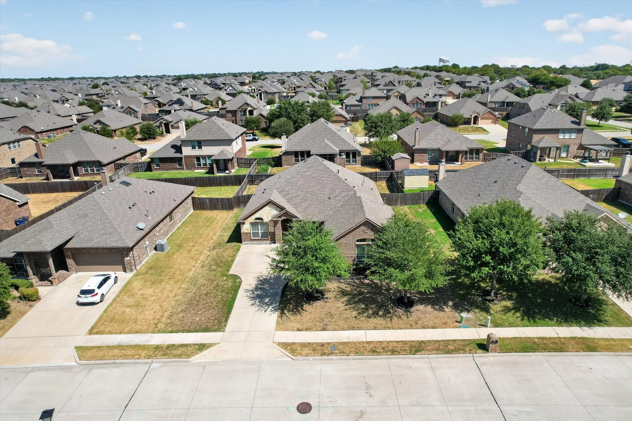 Single Family Residence For Sale in Dallas County , 1107 Fairhaven Drive, Glenn Heights, Texas 75154, 3 Bedroom, 2 Bathroom, 2 Garage spaces, 2,203 Sqft, built in 2015, mls#21366161, Real Estate Agent in Glenn Heights, Homes For Sale in Dallas county, Homes For Sale in Glenn Heights, Realtor in Glenn Heights Texas, Real Estate Brokerage Independent Realty Texas, Luminita Cordes Realtor
