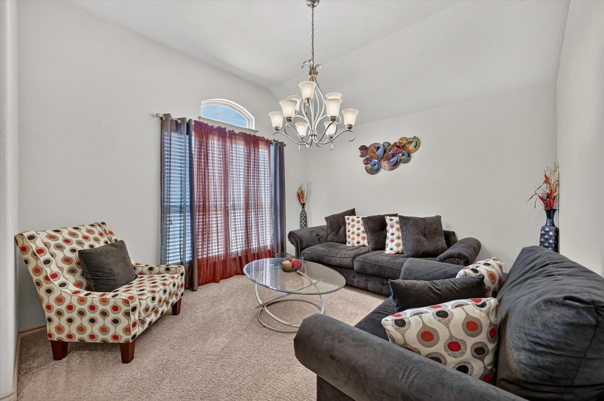Single Family Residence For Sale in Dallas County , 1107 Fairhaven Drive, Glenn Heights, Texas 75154, 3 Bedroom, 2 Bathroom, 2 Garage spaces, 2,203 Sqft, built in 2015, mls#21366161, Real Estate Agent in Glenn Heights, Homes For Sale in Dallas county, Homes For Sale in Glenn Heights, Realtor in Glenn Heights Texas, Real Estate Brokerage Independent Realty Texas, Luminita Cordes Realtor