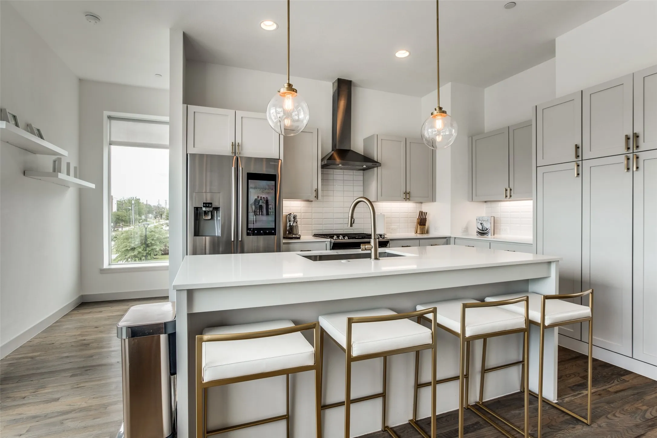 Condominium For Rent in Dallas County , 2103 Bennett Avenue 60, Dallas, Texas 75206, 2 Bedroom, 3 Bathroom, 2 Garage spaces, 1,610 Sqft, built in 2016, mls#21366073, Real Estate Agent in Dallas, Homes For Rent in Dallas county, Homes For Rent in Dallas, Realtor in Dallas Texas, Real Estate Brokerage Independent Realty Texas, Luminita Cordes Realtor