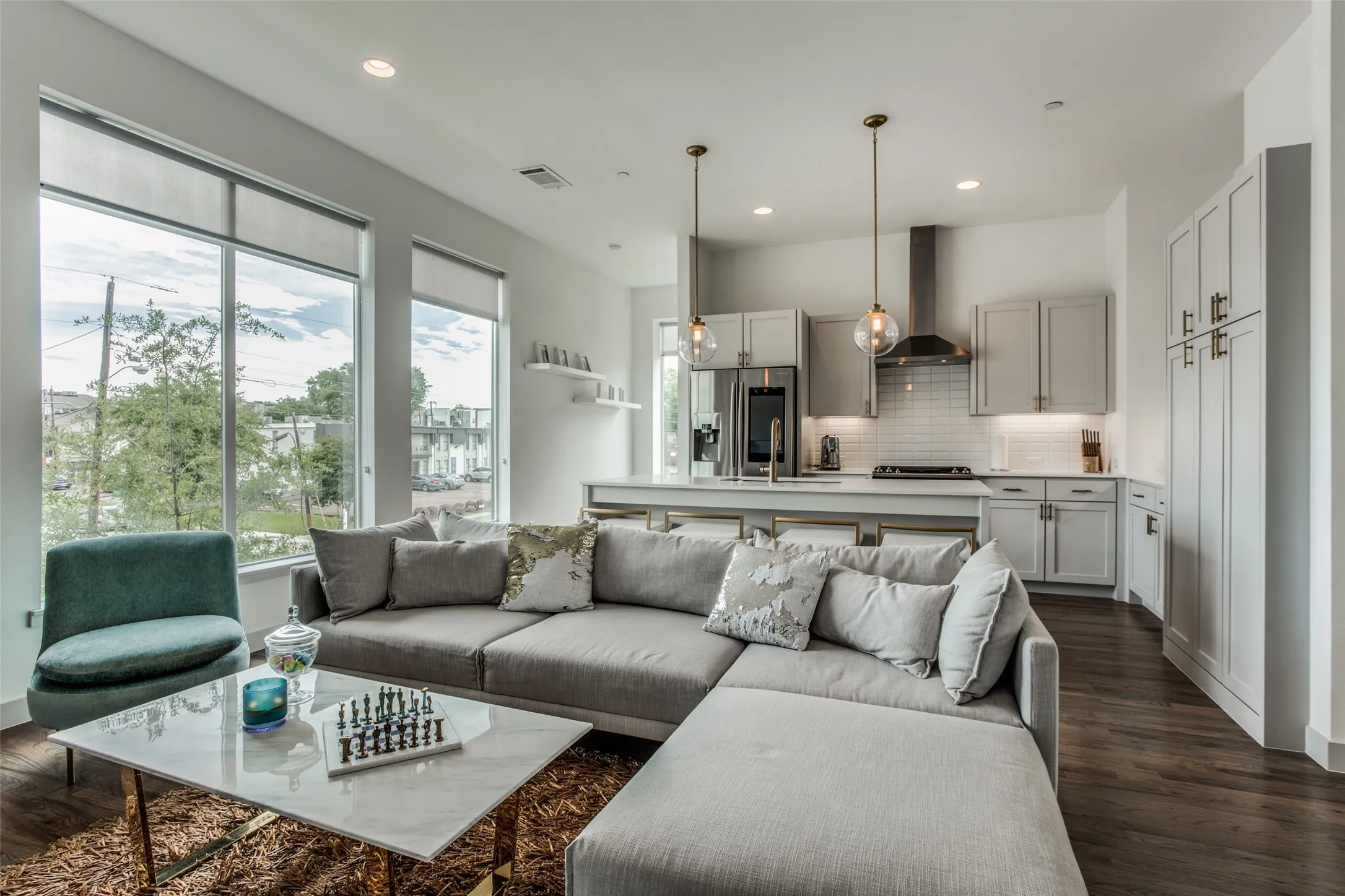 Condominium For Rent in Dallas County , 2103 Bennett Avenue 60, Dallas, Texas 75206, 2 Bedroom, 3 Bathroom, 2 Garage spaces, 1,610 Sqft, built in 2016, mls#21366073, Real Estate Agent in Dallas, Homes For Rent in Dallas county, Homes For Rent in Dallas, Realtor in Dallas Texas, Real Estate Brokerage Independent Realty Texas, Luminita Cordes Realtor