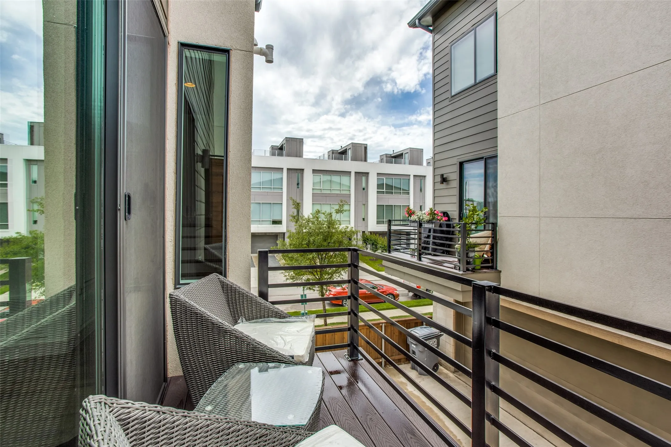 Condominium For Rent in Dallas County , 2103 Bennett Avenue 60, Dallas, Texas 75206, 2 Bedroom, 3 Bathroom, 2 Garage spaces, 1,610 Sqft, built in 2016, mls#21366073, Real Estate Agent in Dallas, Homes For Rent in Dallas county, Homes For Rent in Dallas, Realtor in Dallas Texas, Real Estate Brokerage Independent Realty Texas, Luminita Cordes Realtor