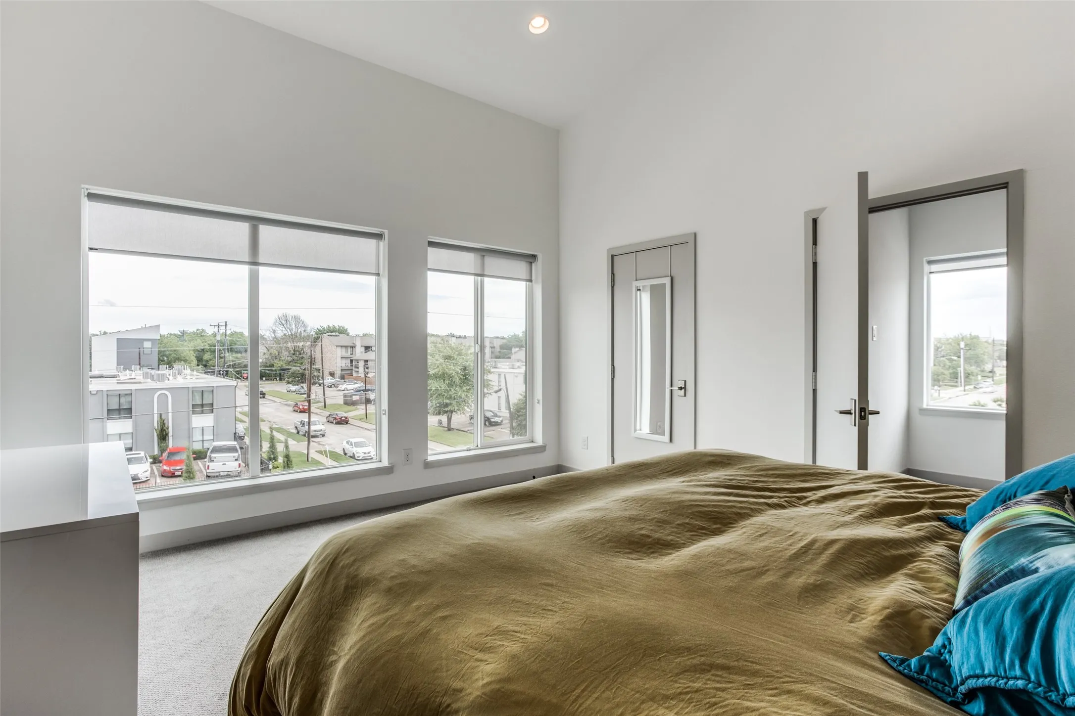 Condominium For Rent in Dallas County , 2103 Bennett Avenue 60, Dallas, Texas 75206, 2 Bedroom, 3 Bathroom, 2 Garage spaces, 1,610 Sqft, built in 2016, mls#21366073, Real Estate Agent in Dallas, Homes For Rent in Dallas county, Homes For Rent in Dallas, Realtor in Dallas Texas, Real Estate Brokerage Independent Realty Texas, Luminita Cordes Realtor
