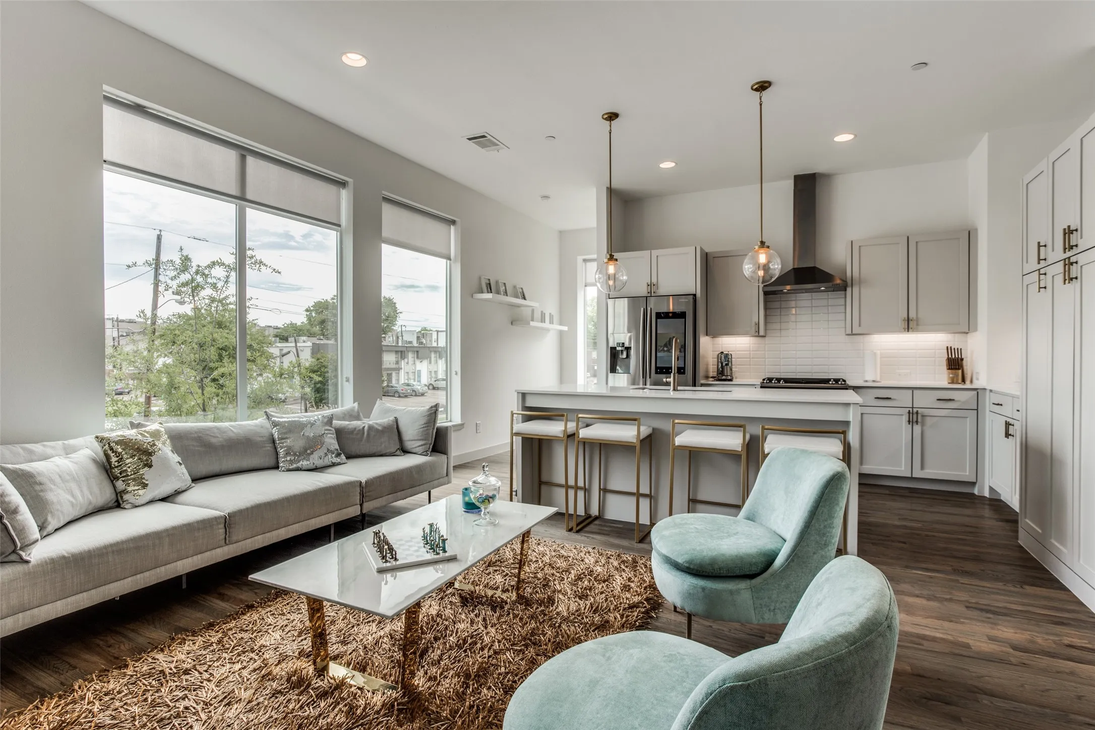 Condominium For Rent in Dallas County , 2103 Bennett Avenue 60, Dallas, Texas 75206, 2 Bedroom, 3 Bathroom, 2 Garage spaces, 1,610 Sqft, built in 2016, mls#21366073, Real Estate Agent in Dallas, Homes For Rent in Dallas county, Homes For Rent in Dallas, Realtor in Dallas Texas, Real Estate Brokerage Independent Realty Texas, Luminita Cordes Realtor