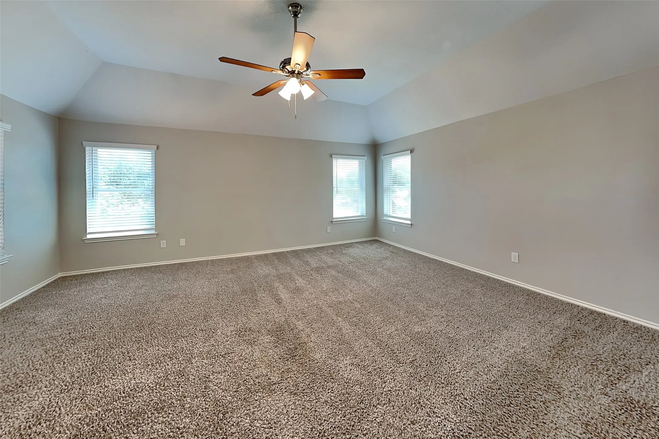Single Family Residence For Rent in Denton County , 1700 Big Bend Drive, Lewisville, Texas 75077, 4 Bedroom, 3 Bathroom, 2 Garage spaces, 2,892 Sqft, built in 1996, mls#21366264, Real Estate Agent in Lewisville, Homes For Rent in Denton county, Homes For Rent in Lewisville, Realtor in Lewisville Texas, Real Estate Brokerage Independent Realty Texas, Luminita Cordes Realtor