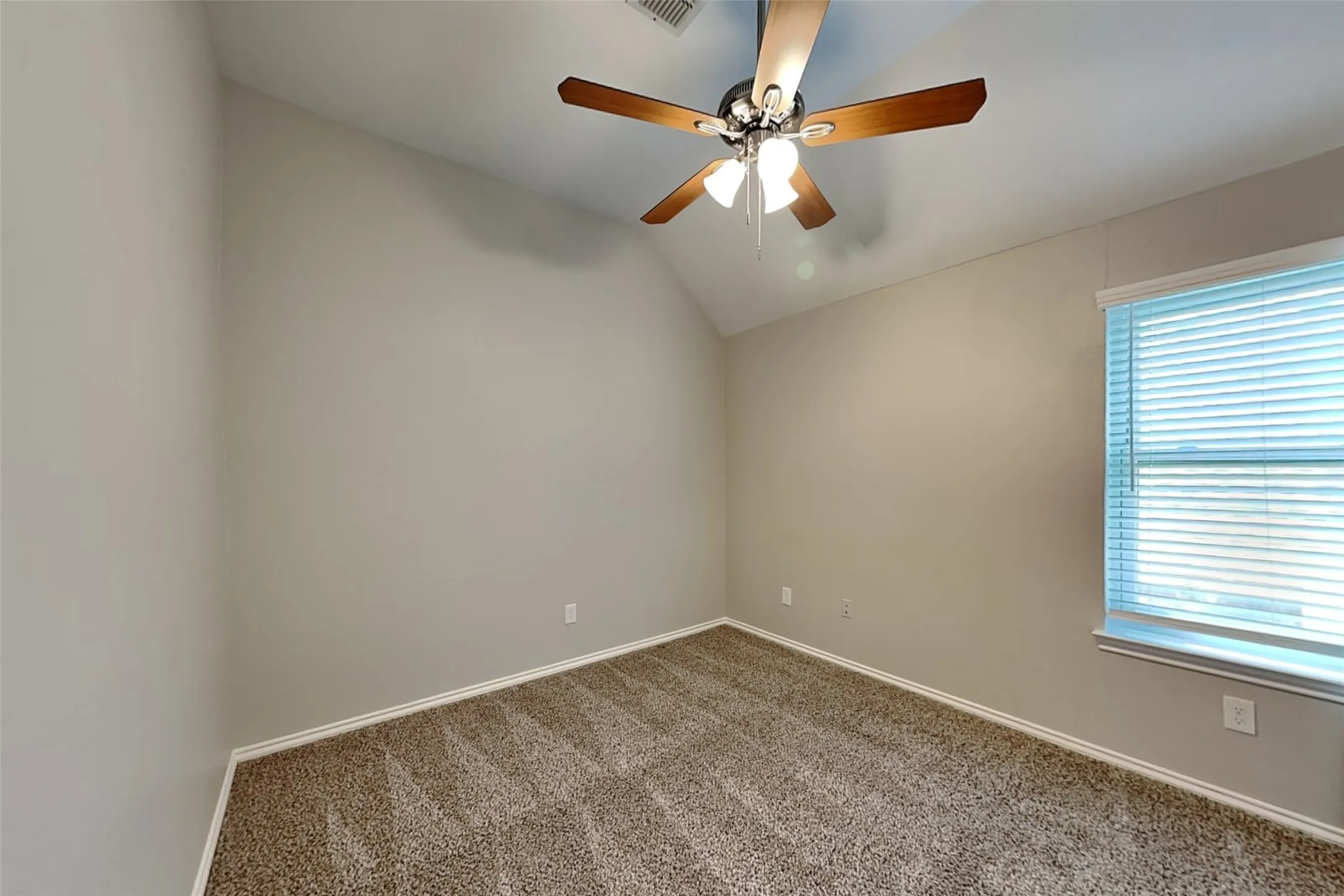 Single Family Residence For Rent in Denton County , 1700 Big Bend Drive, Lewisville, Texas 75077, 4 Bedroom, 3 Bathroom, 2 Garage spaces, 2,892 Sqft, built in 1996, mls#21366264, Real Estate Agent in Lewisville, Homes For Rent in Denton county, Homes For Rent in Lewisville, Realtor in Lewisville Texas, Real Estate Brokerage Independent Realty Texas, Luminita Cordes Realtor