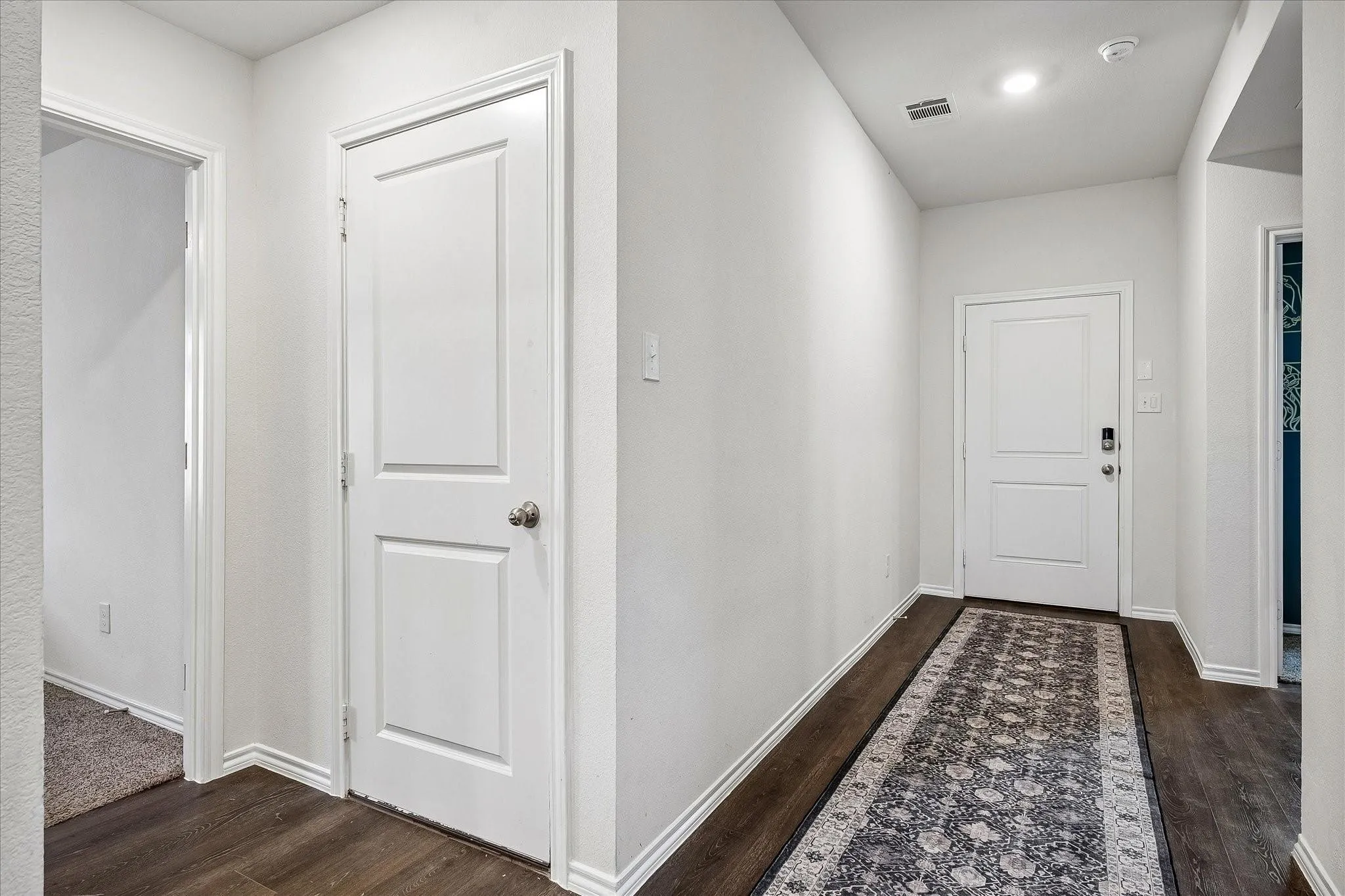 Single Family Residence For Rent in Denton County , 936 Glover Drive, Aubrey, Texas 76227, 4 Bedroom, 2 Bathroom, 2 Garage spaces, 1,836 Sqft, built in 2021, mls#21366273, Real Estate Agent in Aubrey, Homes For Rent in Denton county, Homes For Rent in Aubrey, Realtor in Aubrey Texas, Real Estate Brokerage Independent Realty Texas, Luminita Cordes Realtor