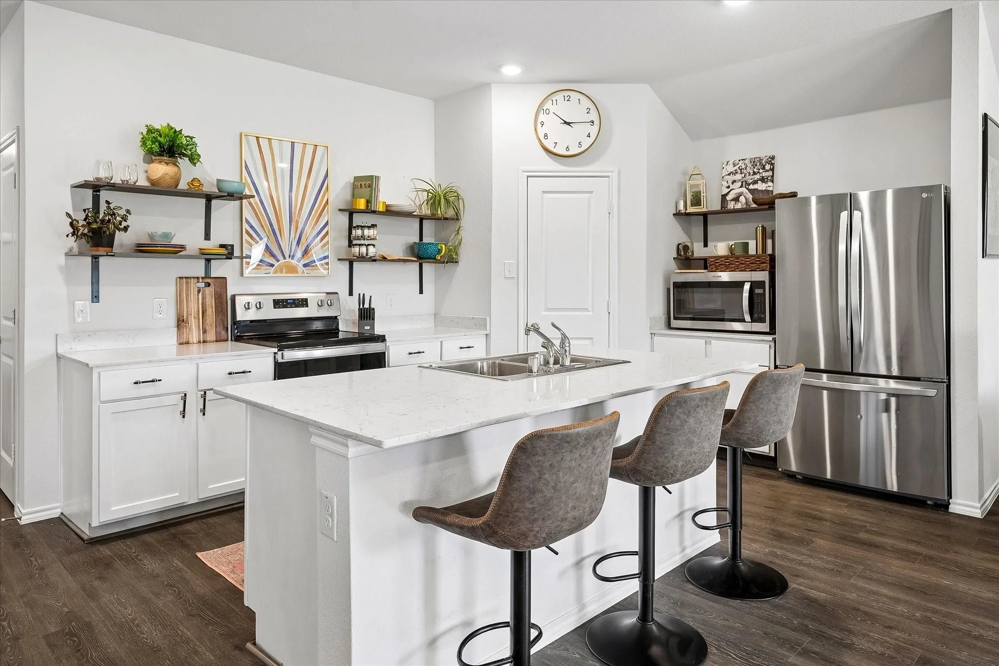 Single Family Residence For Rent in Denton County , 936 Glover Drive, Aubrey, Texas 76227, 4 Bedroom, 2 Bathroom, 2 Garage spaces, 1,836 Sqft, built in 2021, mls#21366273, Real Estate Agent in Aubrey, Homes For Rent in Denton county, Homes For Rent in Aubrey, Realtor in Aubrey Texas, Real Estate Brokerage Independent Realty Texas, Luminita Cordes Realtor