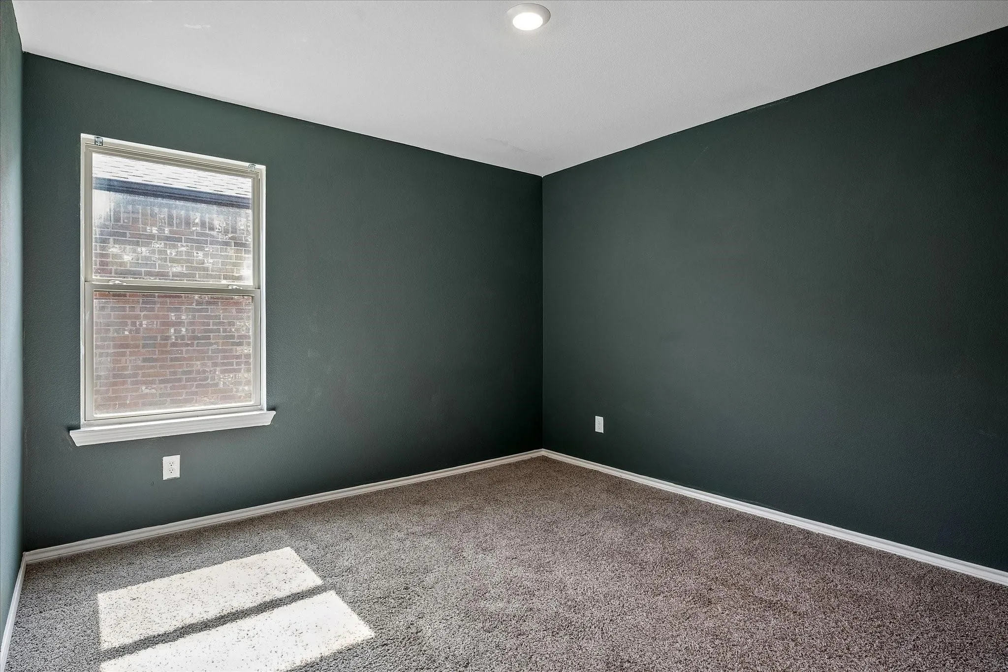 Single Family Residence For Rent in Denton County , 936 Glover Drive, Aubrey, Texas 76227, 4 Bedroom, 2 Bathroom, 2 Garage spaces, 1,836 Sqft, built in 2021, mls#21366273, Real Estate Agent in Aubrey, Homes For Rent in Denton county, Homes For Rent in Aubrey, Realtor in Aubrey Texas, Real Estate Brokerage Independent Realty Texas, Luminita Cordes Realtor
