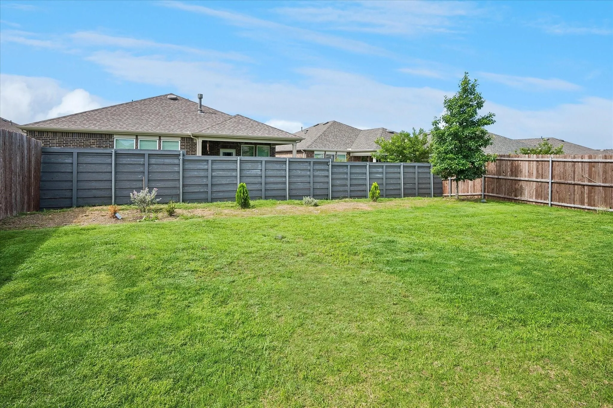 Single Family Residence For Rent in Denton County , 936 Glover Drive, Aubrey, Texas 76227, 4 Bedroom, 2 Bathroom, 2 Garage spaces, 1,836 Sqft, built in 2021, mls#21366273, Real Estate Agent in Aubrey, Homes For Rent in Denton county, Homes For Rent in Aubrey, Realtor in Aubrey Texas, Real Estate Brokerage Independent Realty Texas, Luminita Cordes Realtor