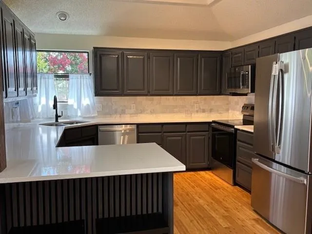Single Family Residence For Rent in Collin County , 412 Graham Lane, Wylie, Texas 75098, 3 Bedroom, 2 Bathroom, 2 Garage spaces, 1,663 Sqft, built in 1990, mls#21360330, Real Estate Agent in Wylie, Homes For Rent in Collin county, Homes For Rent in Wylie, Realtor in Wylie Texas, Real Estate Brokerage Independent Realty Texas, Luminita Cordes Realtor