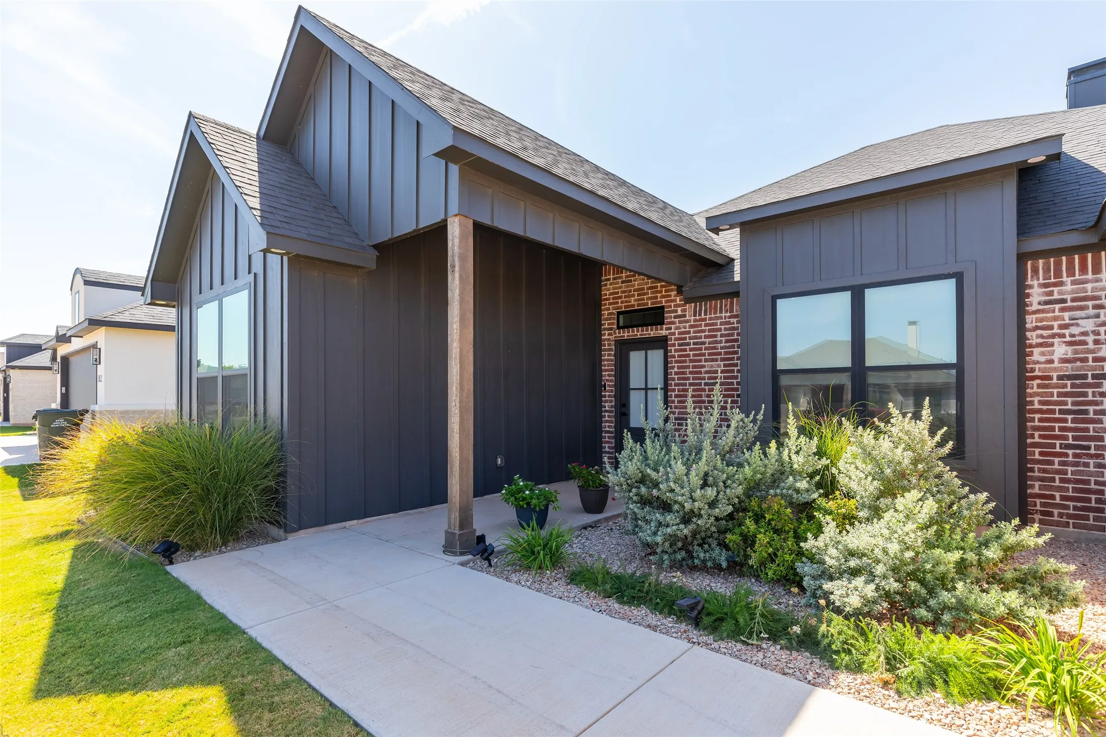 Single Family Residence For Sale in Taylor County , 5035 Cranbrook Drive, Abilene, Texas 79606, 4 Bedroom, 3 Bathroom, 2 Garage spaces, 2,600 Sqft, built in 2024, mls#21365848, Real Estate Agent in Abilene, Homes For Sale in Taylor county, Homes For Sale in Abilene, Realtor in Abilene Texas, Real Estate Brokerage Independent Realty Texas, Luminita Cordes Realtor