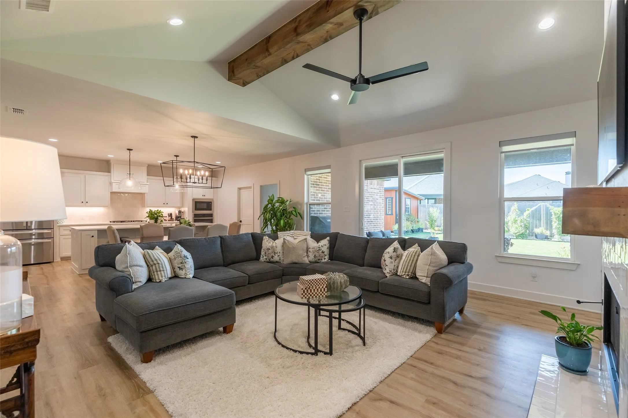 Single Family Residence For Sale in Taylor County , 5035 Cranbrook Drive, Abilene, Texas 79606, 4 Bedroom, 3 Bathroom, 2 Garage spaces, 2,600 Sqft, built in 2024, mls#21365848, Real Estate Agent in Abilene, Homes For Sale in Taylor county, Homes For Sale in Abilene, Realtor in Abilene Texas, Real Estate Brokerage Independent Realty Texas, Luminita Cordes Realtor
