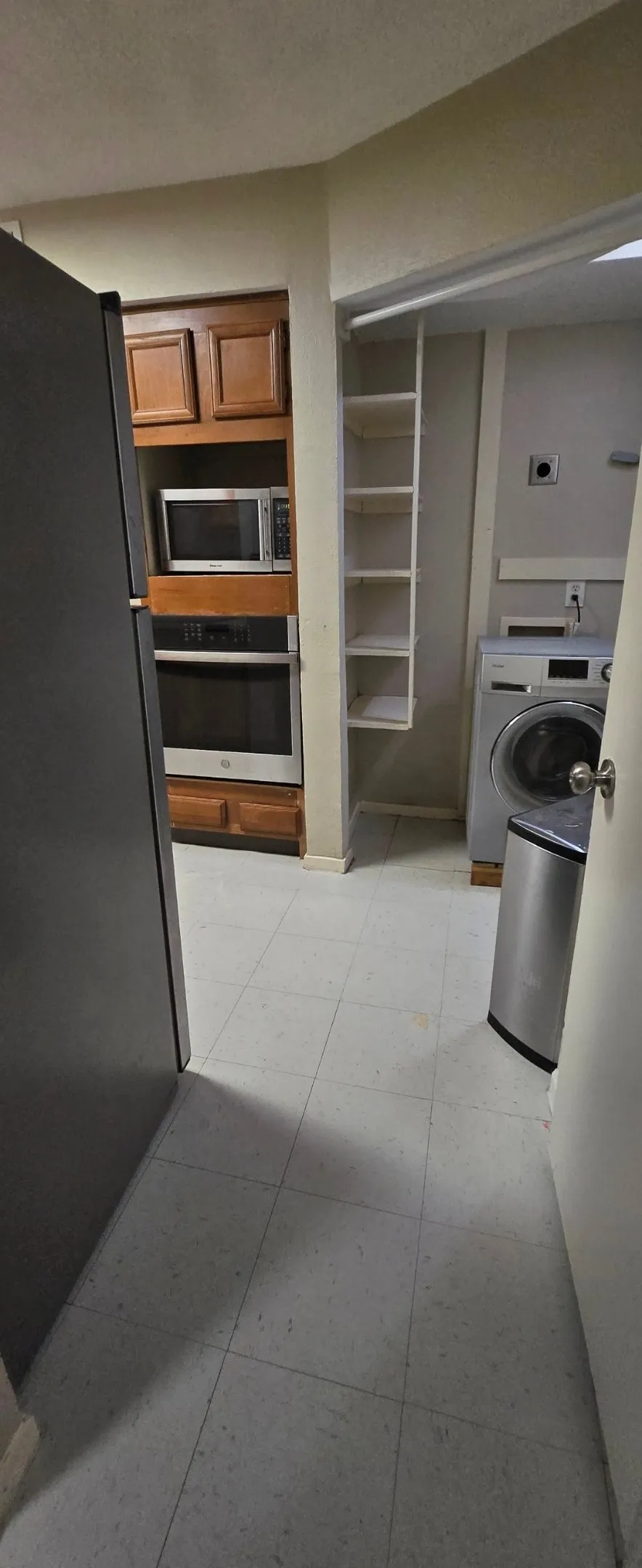 Condominium For Rent in Dallas County , 9696 Walnut Street 1605, Dallas, Texas 75243, 1 Bedroom, 2 Bathroom, Garage spaces, 903 Sqft, built in 1981, mls#21366285, Real Estate Agent in Dallas, Homes For Rent in Dallas county, Homes For Rent in Dallas, Realtor in Dallas Texas, Real Estate Brokerage Independent Realty Texas, Luminita Cordes Realtor