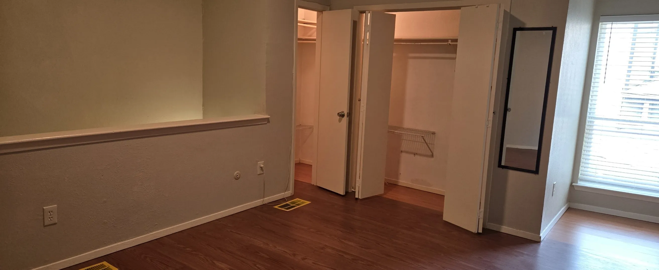 Condominium For Rent in Dallas County , 9696 Walnut Street 1605, Dallas, Texas 75243, 1 Bedroom, 2 Bathroom, Garage spaces, 903 Sqft, built in 1981, mls#21366285, Real Estate Agent in Dallas, Homes For Rent in Dallas county, Homes For Rent in Dallas, Realtor in Dallas Texas, Real Estate Brokerage Independent Realty Texas, Luminita Cordes Realtor
