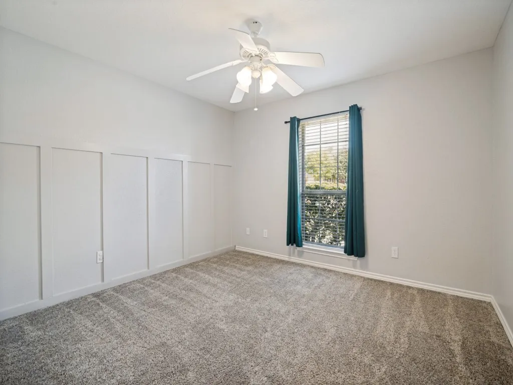 Single Family Residence For Sale in Rockwall County , 952 Chad Way, Rockwall, Texas 75087, 3 Bedroom, 2 Bathroom, 2 Garage spaces, 2,014 Sqft, built in 2001, mls#21351378, Real Estate Agent in Rockwall, Homes For Sale in Rockwall county, Homes For Sale in Rockwall, Realtor in Rockwall Texas, Real Estate Brokerage Independent Realty Texas, Luminita Cordes Realtor
