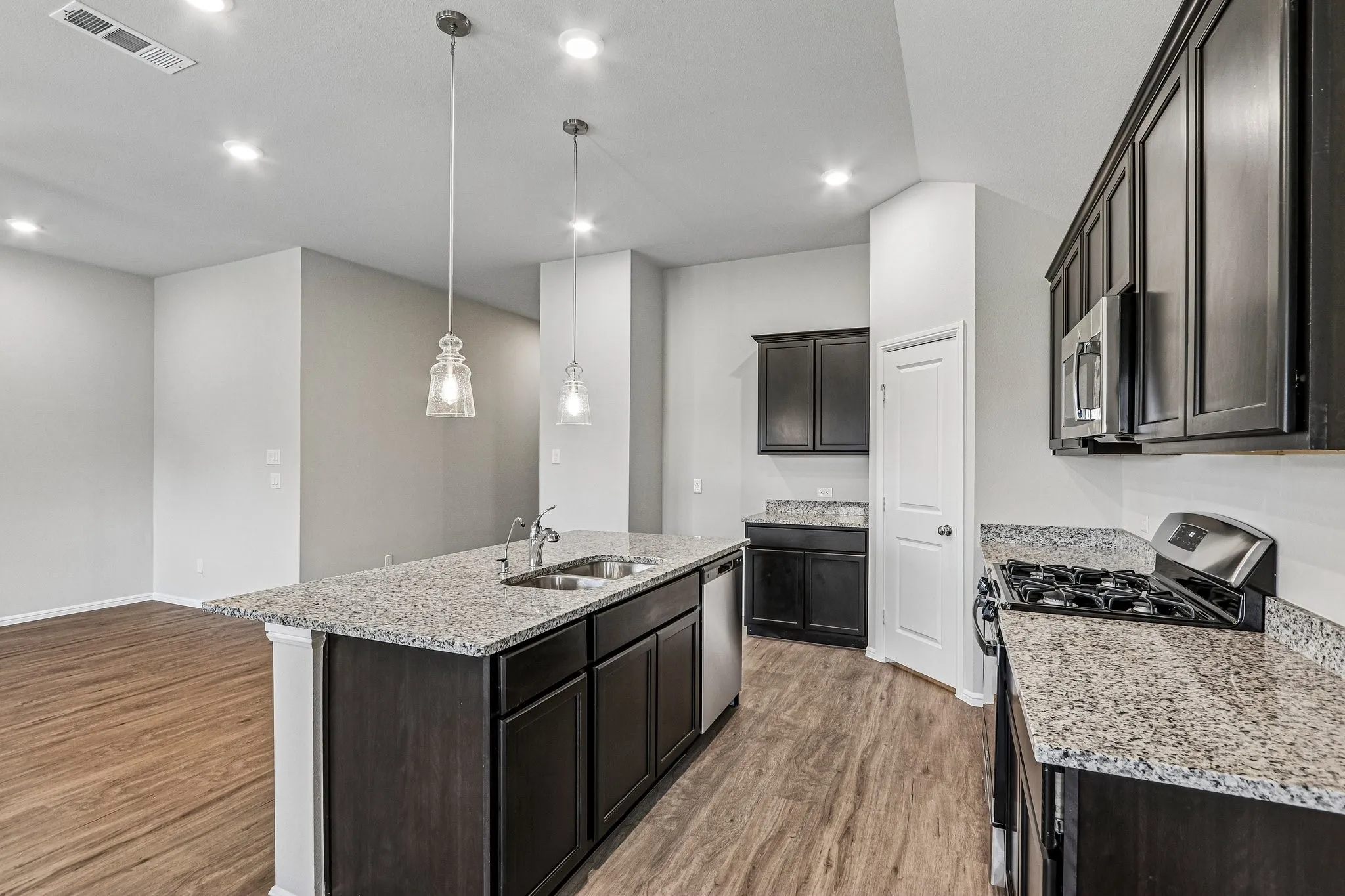 Single Family Residence For Sale in Denton County , 13080 Sandstone Street, Providence Village, Texas 76227, 4 Bedroom, 2 Bathroom, 2 Garage spaces, 1,877 Sqft, built in 2026, mls#21366286, Real Estate Agent in Providence Village, Homes For Sale in Denton county, Homes For Sale in Providence Village, Realtor in Providence Village Texas, Real Estate Brokerage Independent Realty Texas, Luminita Cordes Realtor