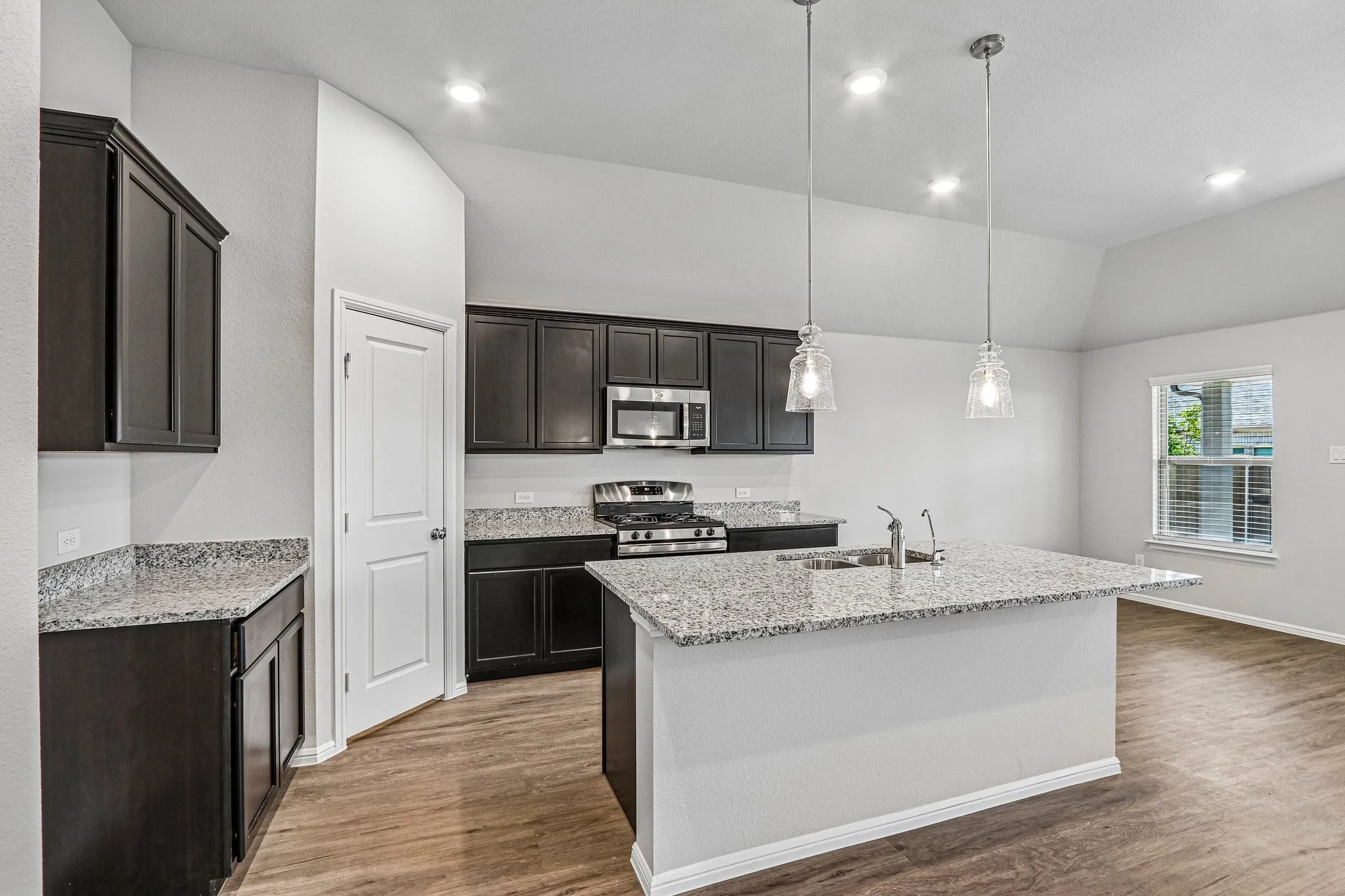 Single Family Residence For Sale in Denton County , 13080 Sandstone Street, Providence Village, Texas 76227, 4 Bedroom, 2 Bathroom, 2 Garage spaces, 1,877 Sqft, built in 2026, mls#21366286, Real Estate Agent in Providence Village, Homes For Sale in Denton county, Homes For Sale in Providence Village, Realtor in Providence Village Texas, Real Estate Brokerage Independent Realty Texas, Luminita Cordes Realtor