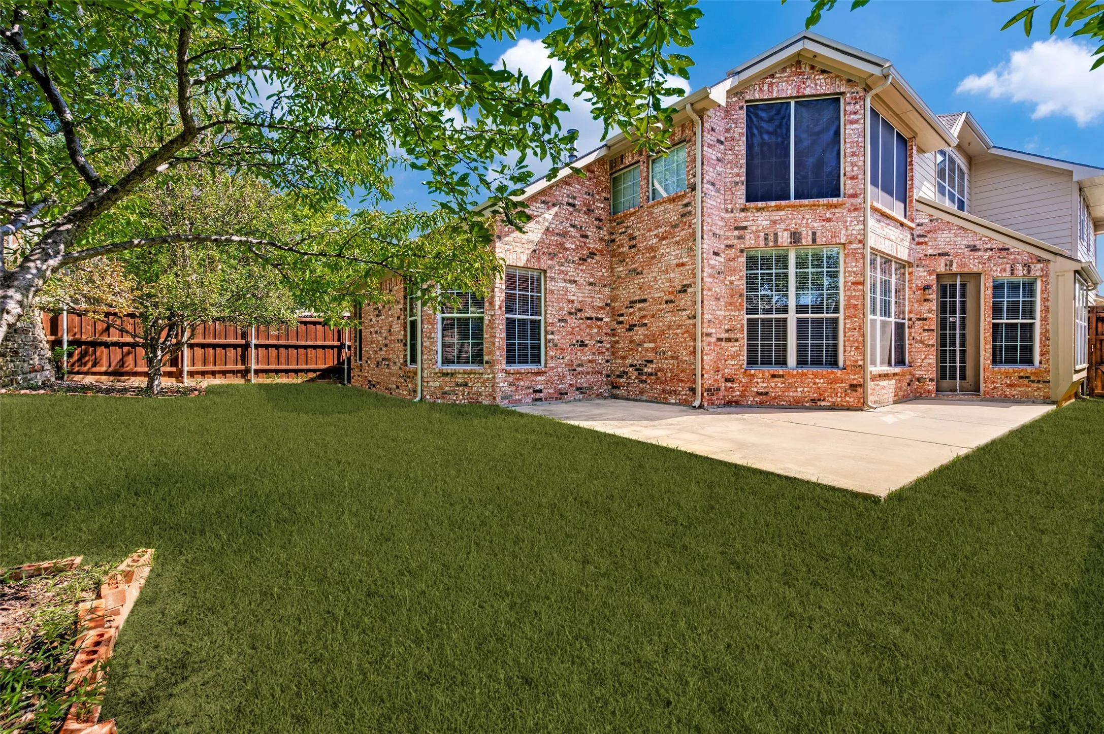 Single Family Residence For Rent in Denton County , 3621 Nandina Drive, Flower Mound, Texas 75022, 4 Bedroom, 4 Bathroom, 2 Garage spaces, 3,212 Sqft, built in 2003, mls#21366297, Real Estate Agent in Flower Mound, Homes For Rent in Denton county, Homes For Rent in Flower Mound, Realtor in Flower Mound Texas, Real Estate Brokerage Independent Realty Texas, Luminita Cordes Realtor