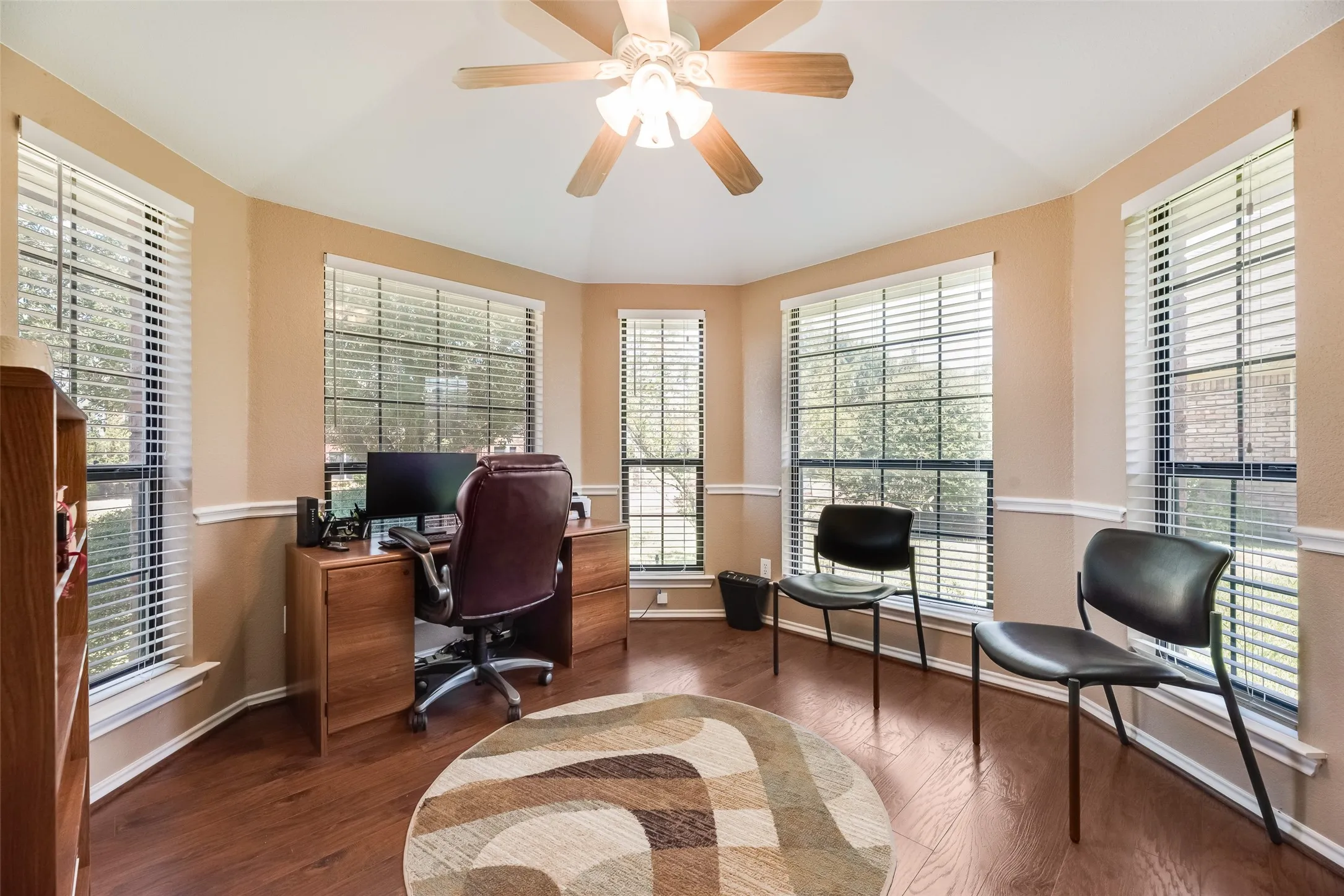Single Family Residence For Sale in Collin County , 818 Foxwood Lane, Wylie, Texas 75098, 3 Bedroom, 2 Bathroom, 2 Garage spaces, 1,882 Sqft, built in 1995, mls#21365967, Real Estate Agent in Wylie, Homes For Sale in Collin county, Homes For Sale in Wylie, Realtor in Wylie Texas, Real Estate Brokerage Independent Realty Texas, Luminita Cordes Realtor