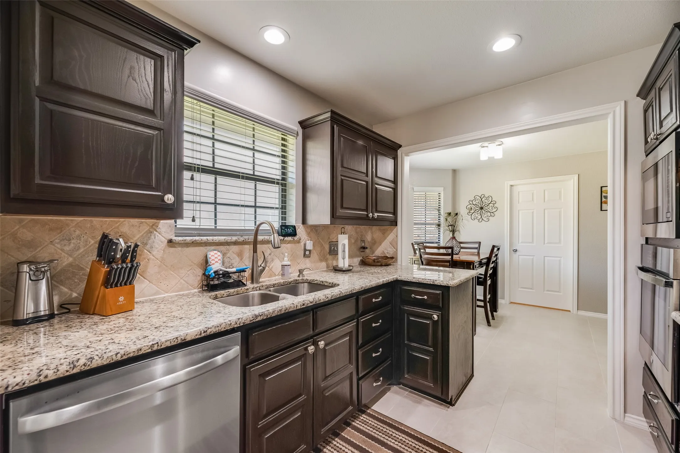 Single Family Residence For Sale in Collin County , 818 Foxwood Lane, Wylie, Texas 75098, 3 Bedroom, 2 Bathroom, 2 Garage spaces, 1,882 Sqft, built in 1995, mls#21365967, Real Estate Agent in Wylie, Homes For Sale in Collin county, Homes For Sale in Wylie, Realtor in Wylie Texas, Real Estate Brokerage Independent Realty Texas, Luminita Cordes Realtor