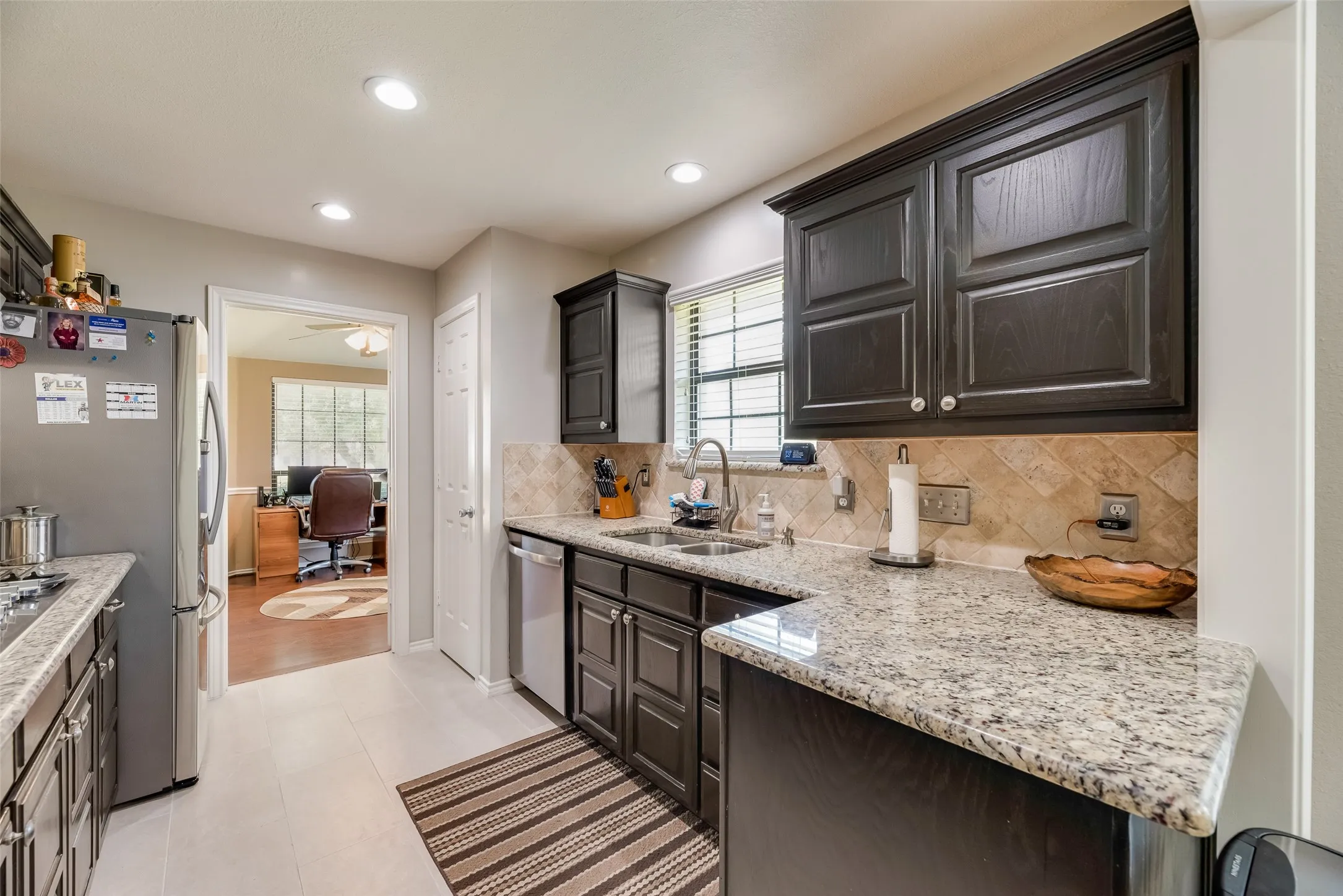 Single Family Residence For Sale in Collin County , 818 Foxwood Lane, Wylie, Texas 75098, 3 Bedroom, 2 Bathroom, 2 Garage spaces, 1,882 Sqft, built in 1995, mls#21365967, Real Estate Agent in Wylie, Homes For Sale in Collin county, Homes For Sale in Wylie, Realtor in Wylie Texas, Real Estate Brokerage Independent Realty Texas, Luminita Cordes Realtor