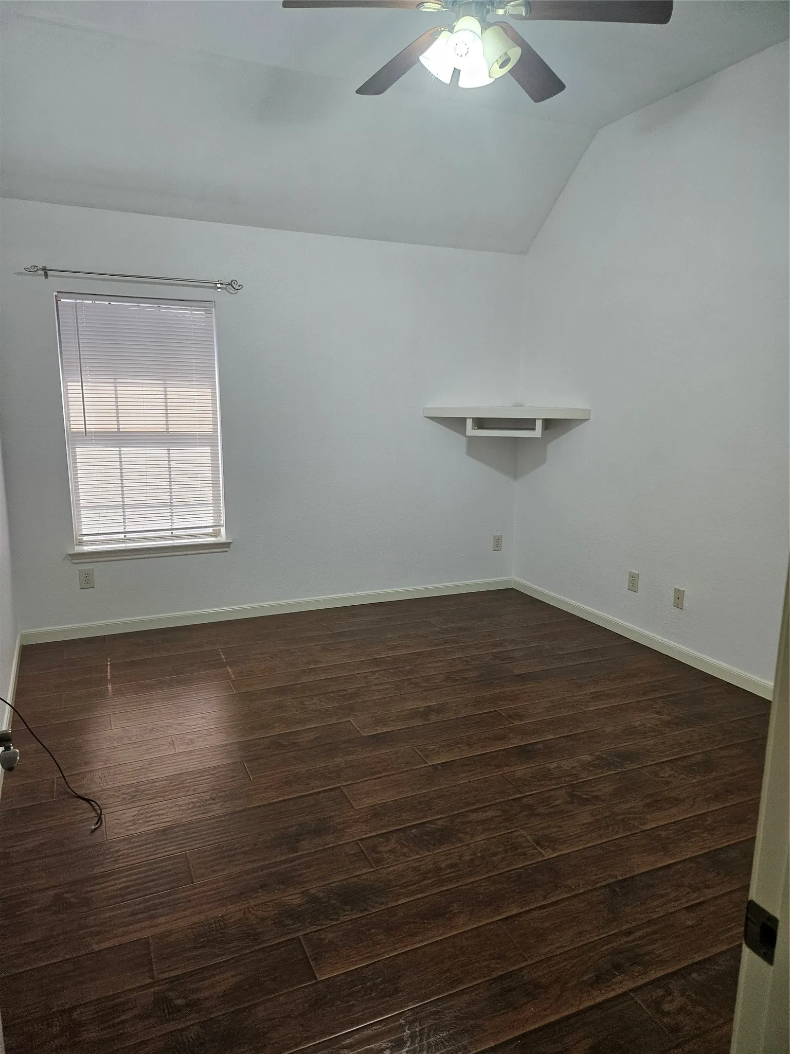 Single Family Residence For Rent in Tarrant County , 5852 Windy Meadow Lane, Grand Prairie, Texas 75052, 4 Bedroom, 2 Bathroom, 2 Garage spaces, 2,831 Sqft, built in 2006, mls#21366311, Real Estate Agent in Grand Prairie, Homes For Rent in Tarrant county, Homes For Rent in Grand Prairie, Realtor in Grand Prairie Texas, Real Estate Brokerage Independent Realty Texas, Luminita Cordes Realtor
