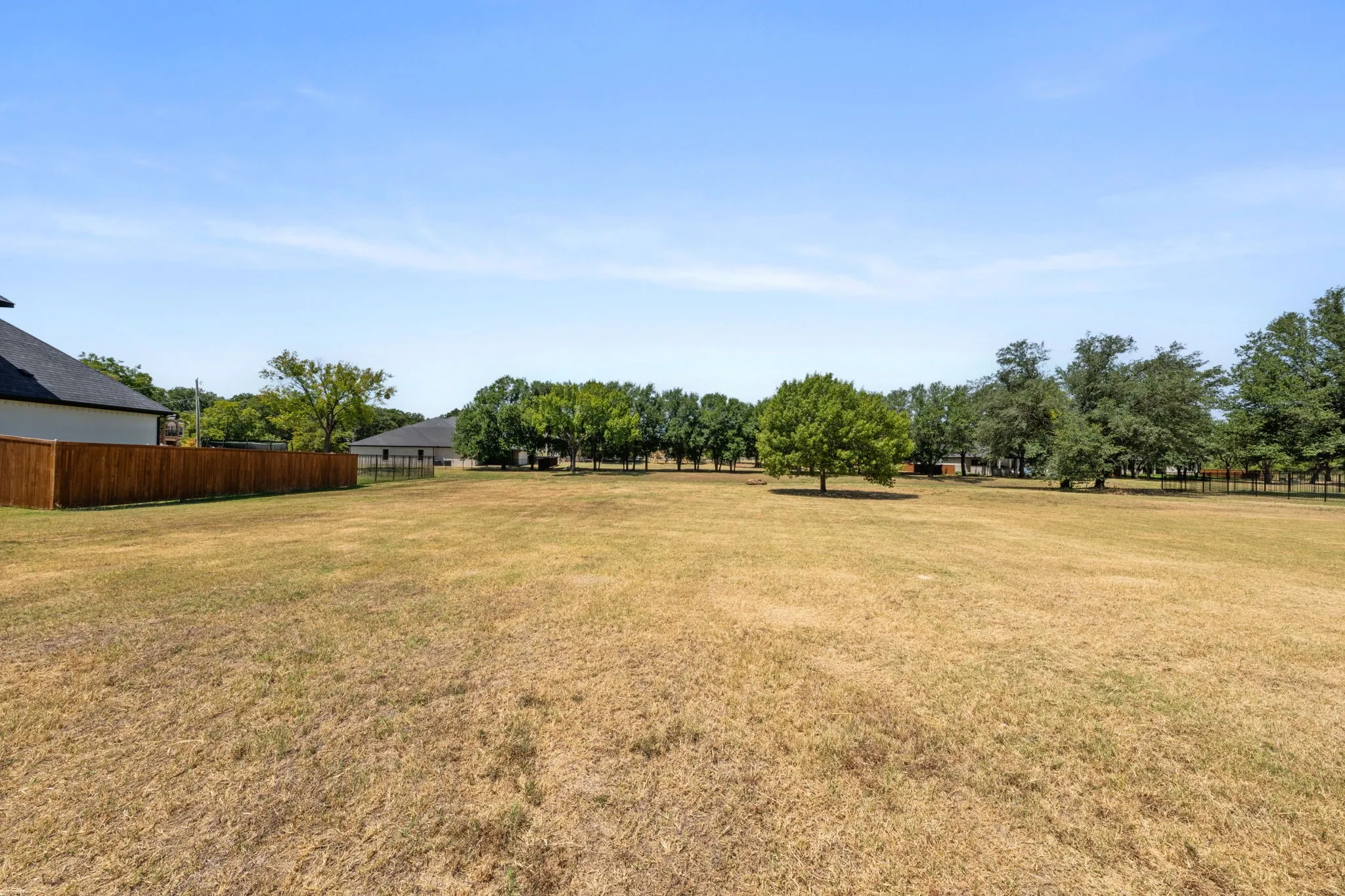 Unimproved Land For Sale in Tarrant County , 7614 Cranford Court, Arlington, Texas 76001, 0, 0, Garage spaces, 0 Sqft, built in 0, mls#21364741, Real Estate Agent in Arlington, Homes For Sale in Tarrant county, Homes For Sale in Arlington, Realtor in Arlington Texas, Real Estate Brokerage Independent Realty Texas, Luminita Cordes Realtor