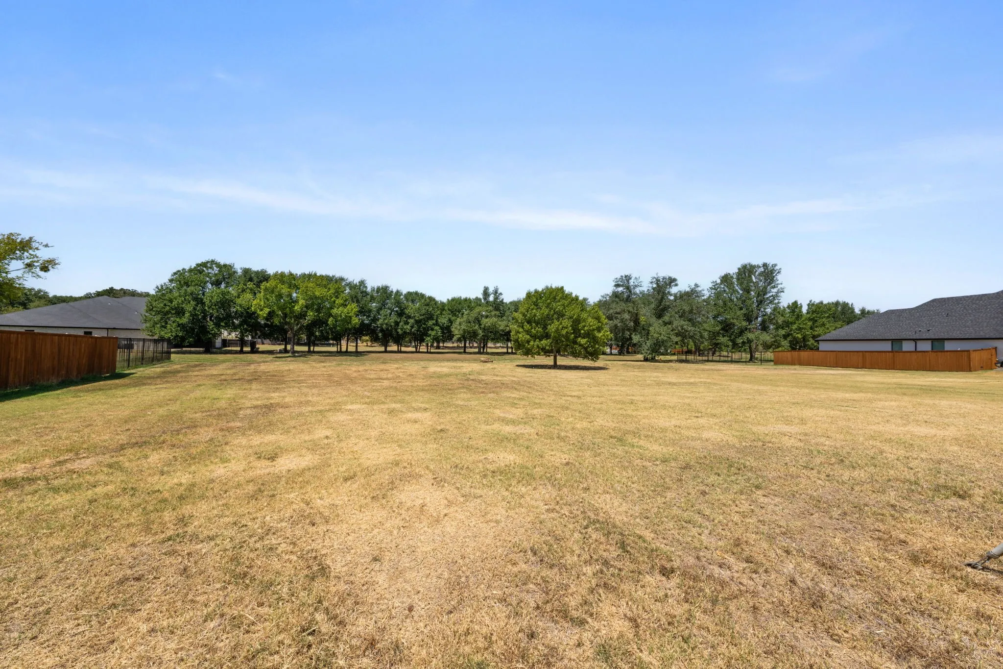 Unimproved Land For Sale in Tarrant County , 7614 Cranford Court, Arlington, Texas 76001, 0, 0, Garage spaces, 0 Sqft, built in 0, mls#21364741, Real Estate Agent in Arlington, Homes For Sale in Tarrant county, Homes For Sale in Arlington, Realtor in Arlington Texas, Real Estate Brokerage Independent Realty Texas, Luminita Cordes Realtor