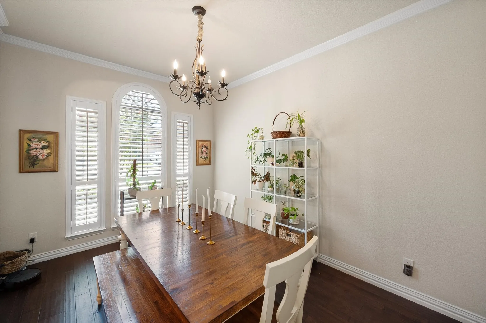 Single Family Residence For Sale in Denton County , 617 Newchester Drive, Roanoke, Texas 76262, 3 Bedroom, 3 Bathroom, 2 Garage spaces, 2,550 Sqft, built in 2013, mls#21366268, Real Estate Agent in Roanoke, Homes For Sale in Denton county, Homes For Sale in Roanoke, Realtor in Roanoke Texas, Real Estate Brokerage Independent Realty Texas, Luminita Cordes Realtor