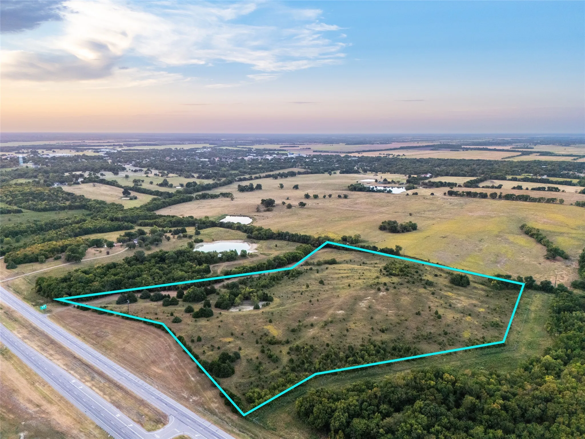 Unimproved Land For Sale in Fannin County , TBD US HIGHWAY 82, Honey Grove, Texas 75446, 0, 0, Garage spaces, 0 Sqft, built in 0, Price $741,405, mls#21366190, Real Estate Agent in Honey Grove, Homes For Sale in Fannin county, Homes For Sale in Honey Grove, Realtor in Honey Grove Texas, Real Estate Brokerage Independent Realty Texas, Luminita Cordes Realtor