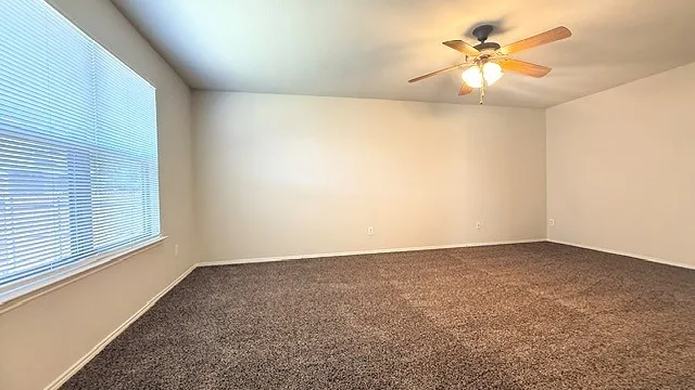 Single Family Residence For Sale in Tarrant County , 436 Emerald Creek Drive, Fort Worth, Texas 76131, 3 Bedroom, 2 Bathroom, 2 Garage spaces, 1,912 Sqft, built in 2006, mls#21365216, Real Estate Agent in Fort Worth, Homes For Sale in Tarrant county, Homes For Sale in Fort Worth, Realtor in Fort Worth Texas, Real Estate Brokerage Independent Realty Texas, Luminita Cordes Realtor