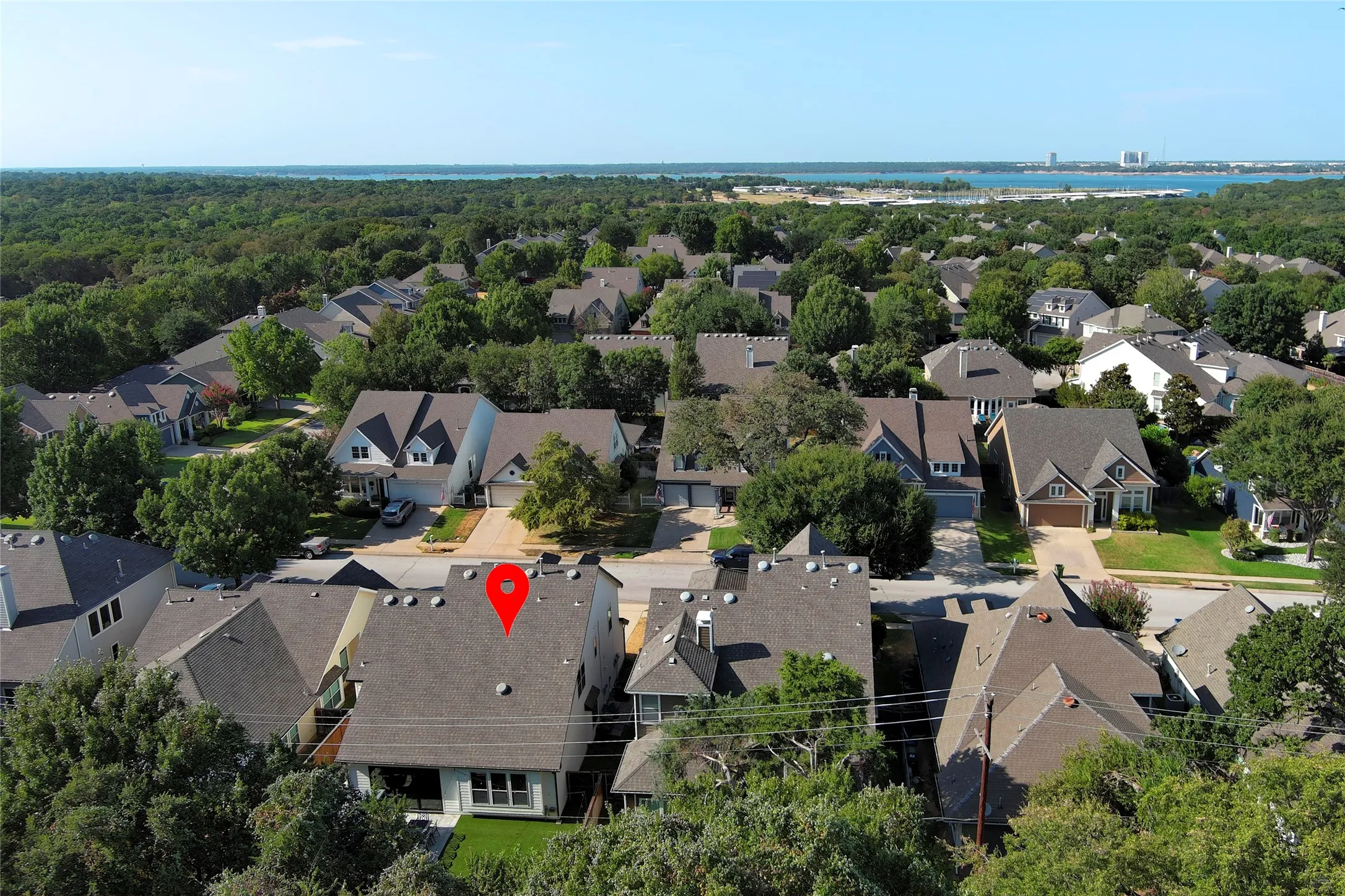 Single Family Residence For Sale in Tarrant County , 129 Satinwood, Grapevine, Texas 76051, 3 Bedroom, 3 Bathroom, 2 Garage spaces, 2,527 Sqft, built in 2002, mls#21363976, Real Estate Agent in Grapevine, Homes For Sale in Tarrant county, Homes For Sale in Grapevine, Realtor in Grapevine Texas, Real Estate Brokerage Independent Realty Texas, Luminita Cordes Realtor