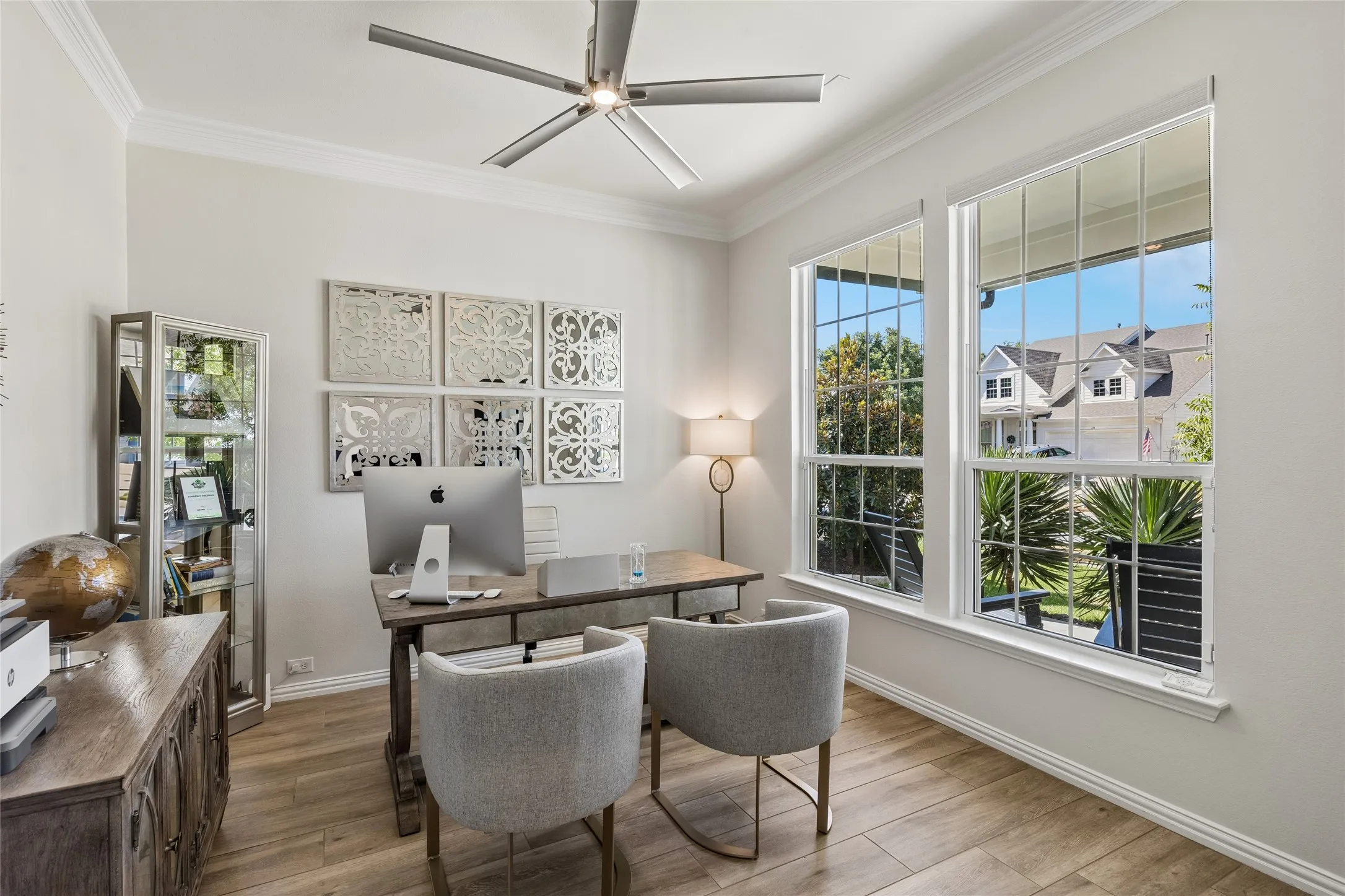 Single Family Residence For Sale in Tarrant County , 129 Satinwood, Grapevine, Texas 76051, 3 Bedroom, 3 Bathroom, 2 Garage spaces, 2,527 Sqft, built in 2002, mls#21363976, Real Estate Agent in Grapevine, Homes For Sale in Tarrant county, Homes For Sale in Grapevine, Realtor in Grapevine Texas, Real Estate Brokerage Independent Realty Texas, Luminita Cordes Realtor