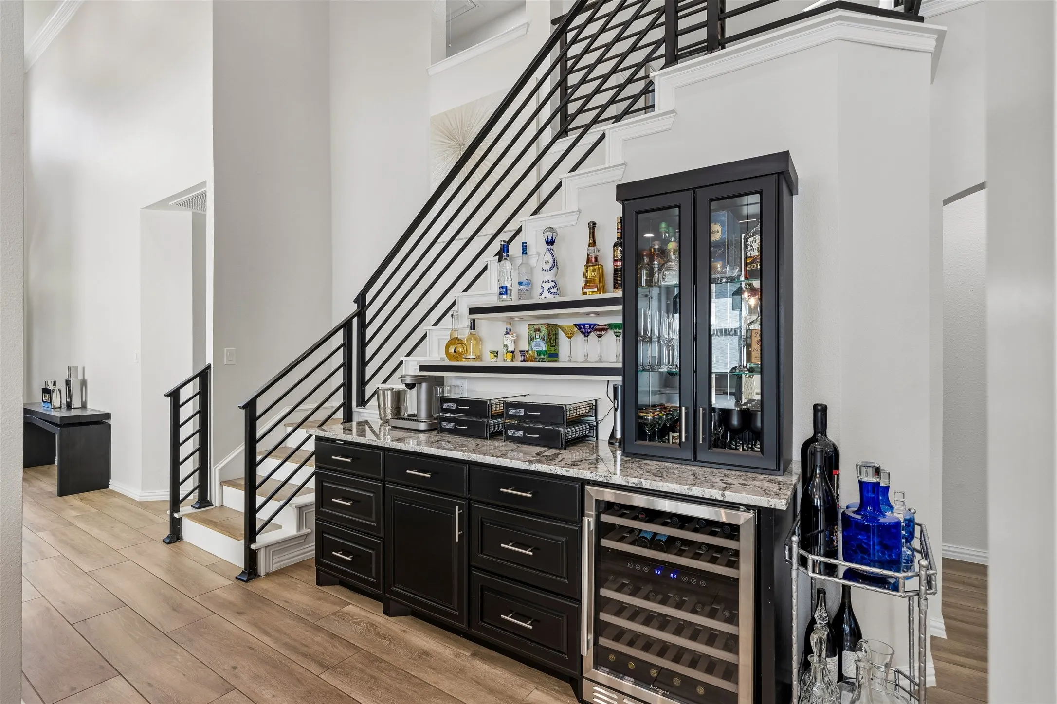 Single Family Residence For Sale in Tarrant County , 129 Satinwood, Grapevine, Texas 76051, 3 Bedroom, 3 Bathroom, 2 Garage spaces, 2,527 Sqft, built in 2002, mls#21363976, Real Estate Agent in Grapevine, Homes For Sale in Tarrant county, Homes For Sale in Grapevine, Realtor in Grapevine Texas, Real Estate Brokerage Independent Realty Texas, Luminita Cordes Realtor