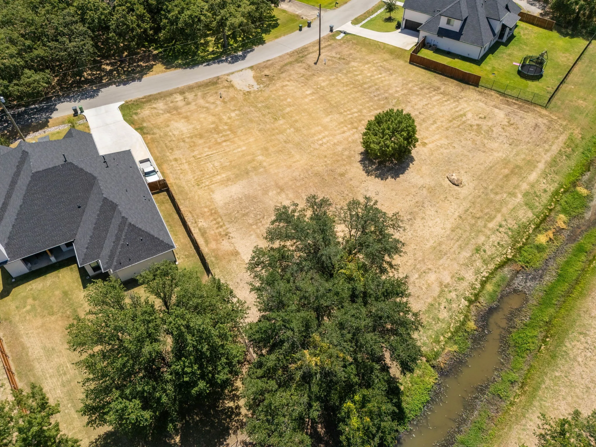 Unimproved Land For Sale in Tarrant County , 7612 Cranford Court, Arlington, Texas 76001, 0, 0, Garage spaces, 0 Sqft, built in 0, mls#21366336, Real Estate Agent in Arlington, Homes For Sale in Tarrant county, Homes For Sale in Arlington, Realtor in Arlington Texas, Real Estate Brokerage Independent Realty Texas, Luminita Cordes Realtor