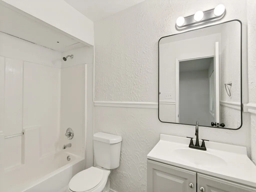 Single Family Residence For Sale in Collin County , 905 Hawthorne Drive, Allen, Texas 75002, 4 Bedroom, 2 Bathroom, Garage spaces, 1,500 Sqft, built in 1975, mls#21366345, Real Estate Agent in Allen, Homes For Sale in Collin county, Homes For Sale in Allen, Realtor in Allen Texas, Real Estate Brokerage Independent Realty Texas, Luminita Cordes Realtor