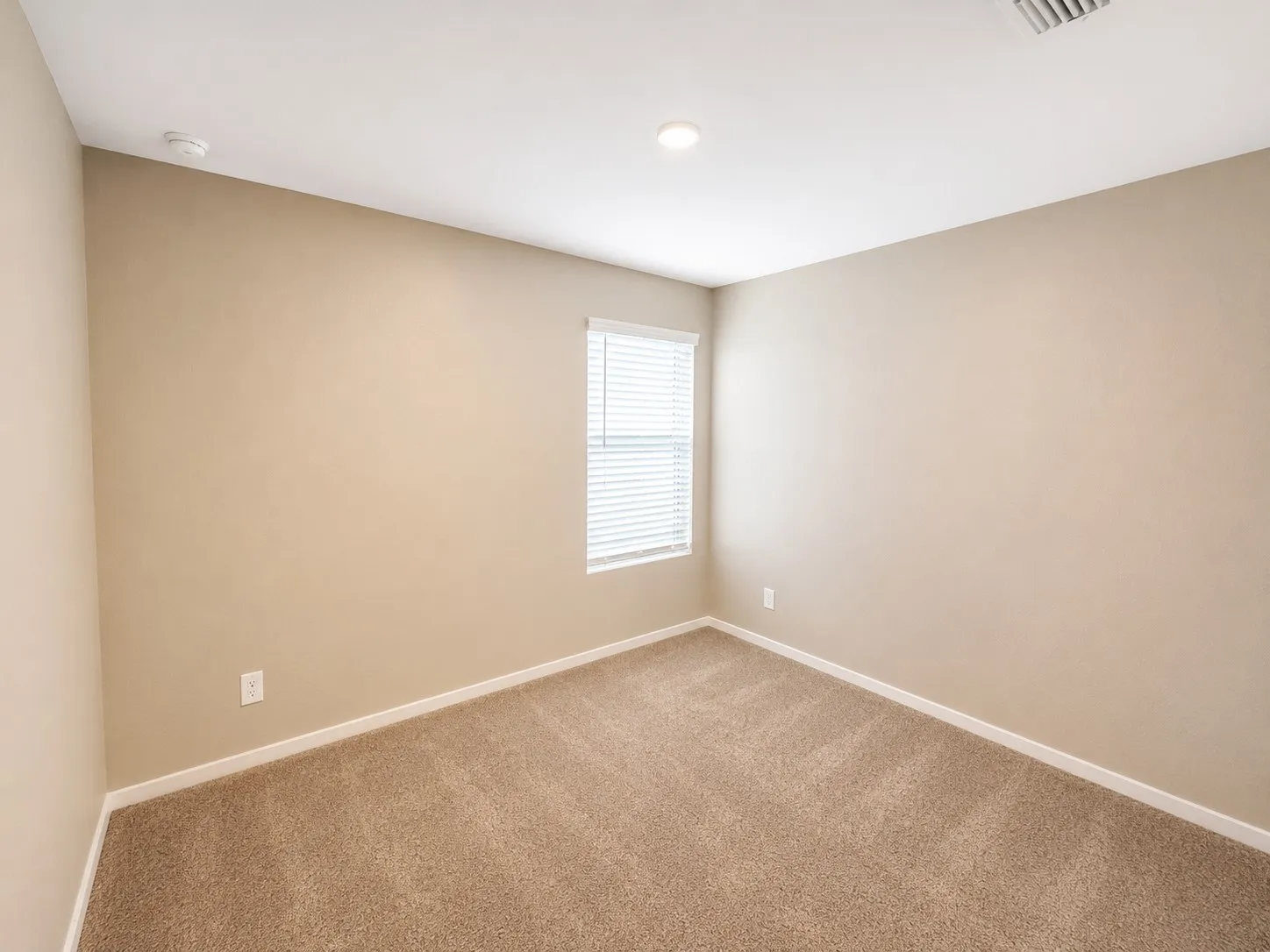 Single Family Residence For Sale in Collin County , 6733 Teal Circle, Princeton, Texas 75407, 4 Bedroom, 2 Bathroom, 2 Garage spaces, 1,701 Sqft, built in 2024, mls#21366314, Real Estate Agent in Princeton, Homes For Sale in Collin county, Homes For Sale in Princeton, Realtor in Princeton Texas, Real Estate Brokerage Independent Realty Texas, Luminita Cordes Realtor