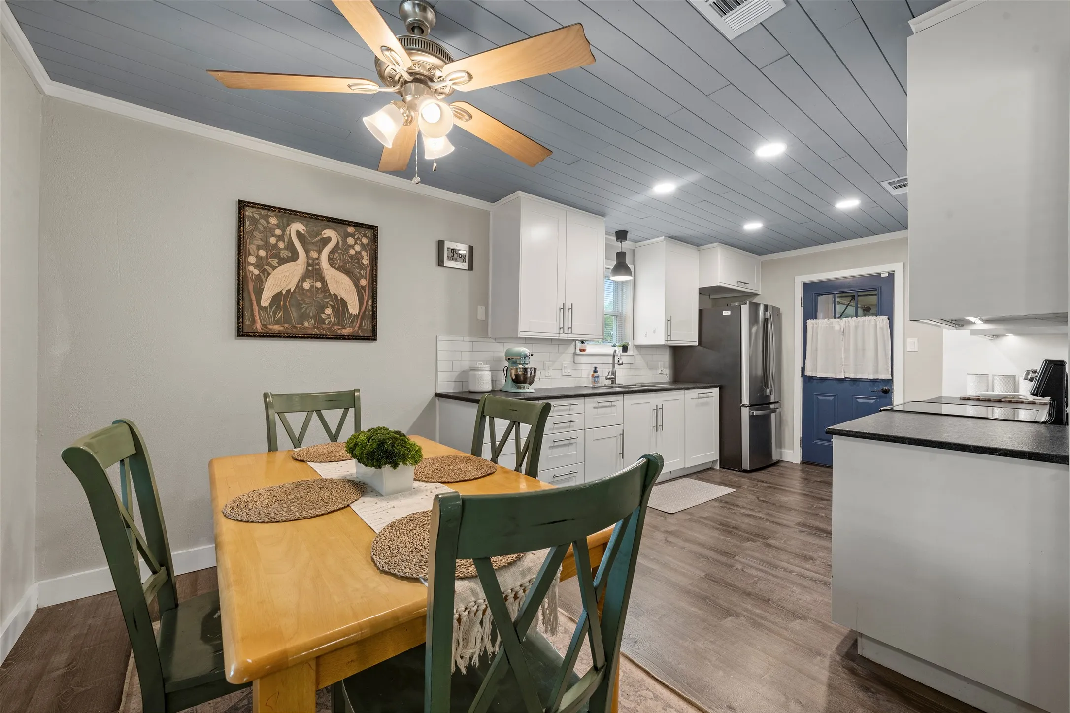 Single Family Residence For Sale in Mc Lennan County , 241 Crockett Lane, Hewitt, Texas 76643, 3 Bedroom, 2 Bathroom, 2 Garage spaces, 1,675 Sqft, built in 1979, mls#21365502, Real Estate Agent in Hewitt, Homes For Sale in Mc Lennan county, Homes For Sale in Hewitt, Realtor in Hewitt Texas, Real Estate Brokerage Independent Realty Texas, Luminita Cordes Realtor