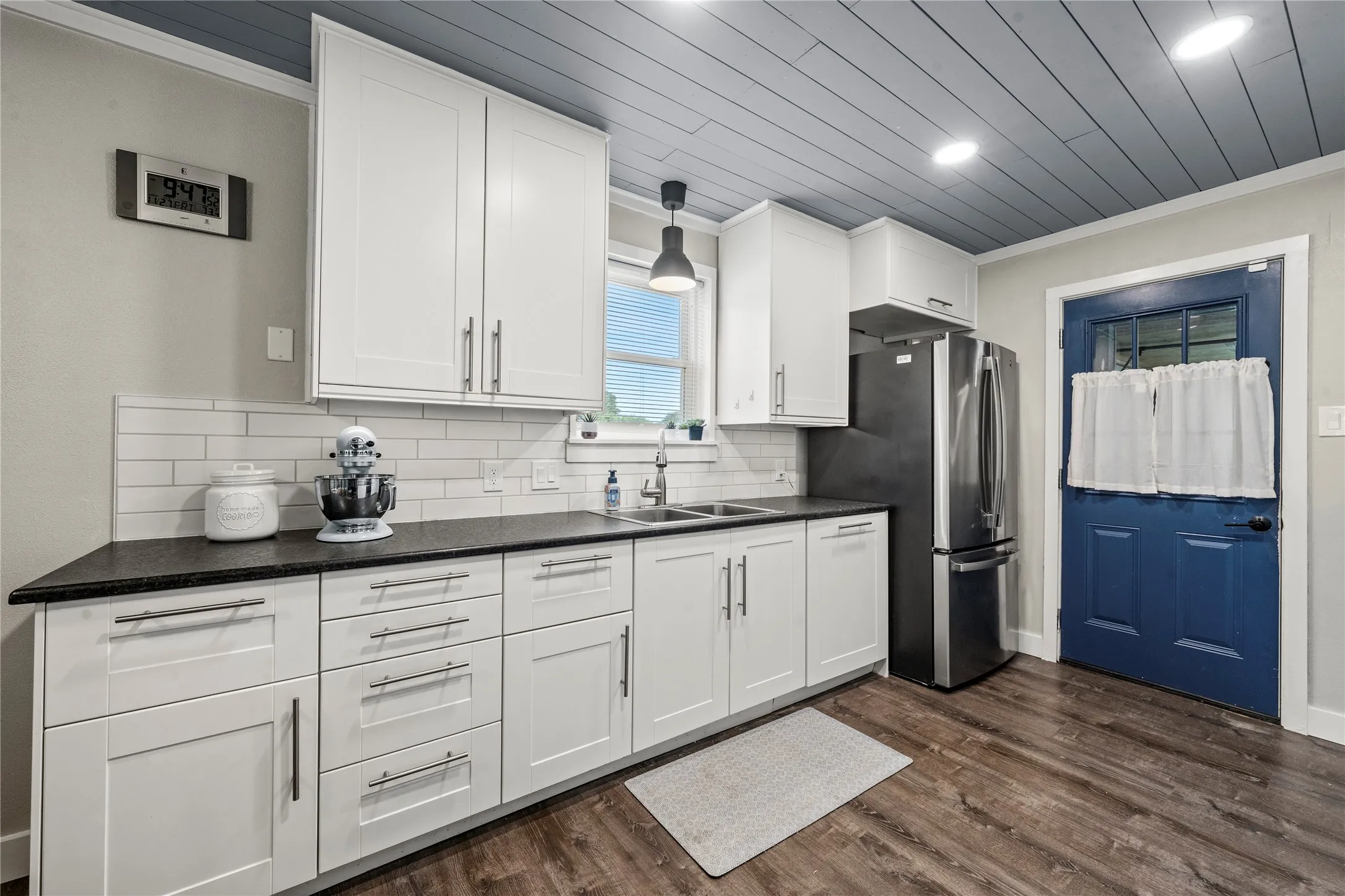 Single Family Residence For Sale in Mc Lennan County , 241 Crockett Lane, Hewitt, Texas 76643, 3 Bedroom, 2 Bathroom, 2 Garage spaces, 1,675 Sqft, built in 1979, mls#21365502, Real Estate Agent in Hewitt, Homes For Sale in Mc Lennan county, Homes For Sale in Hewitt, Realtor in Hewitt Texas, Real Estate Brokerage Independent Realty Texas, Luminita Cordes Realtor