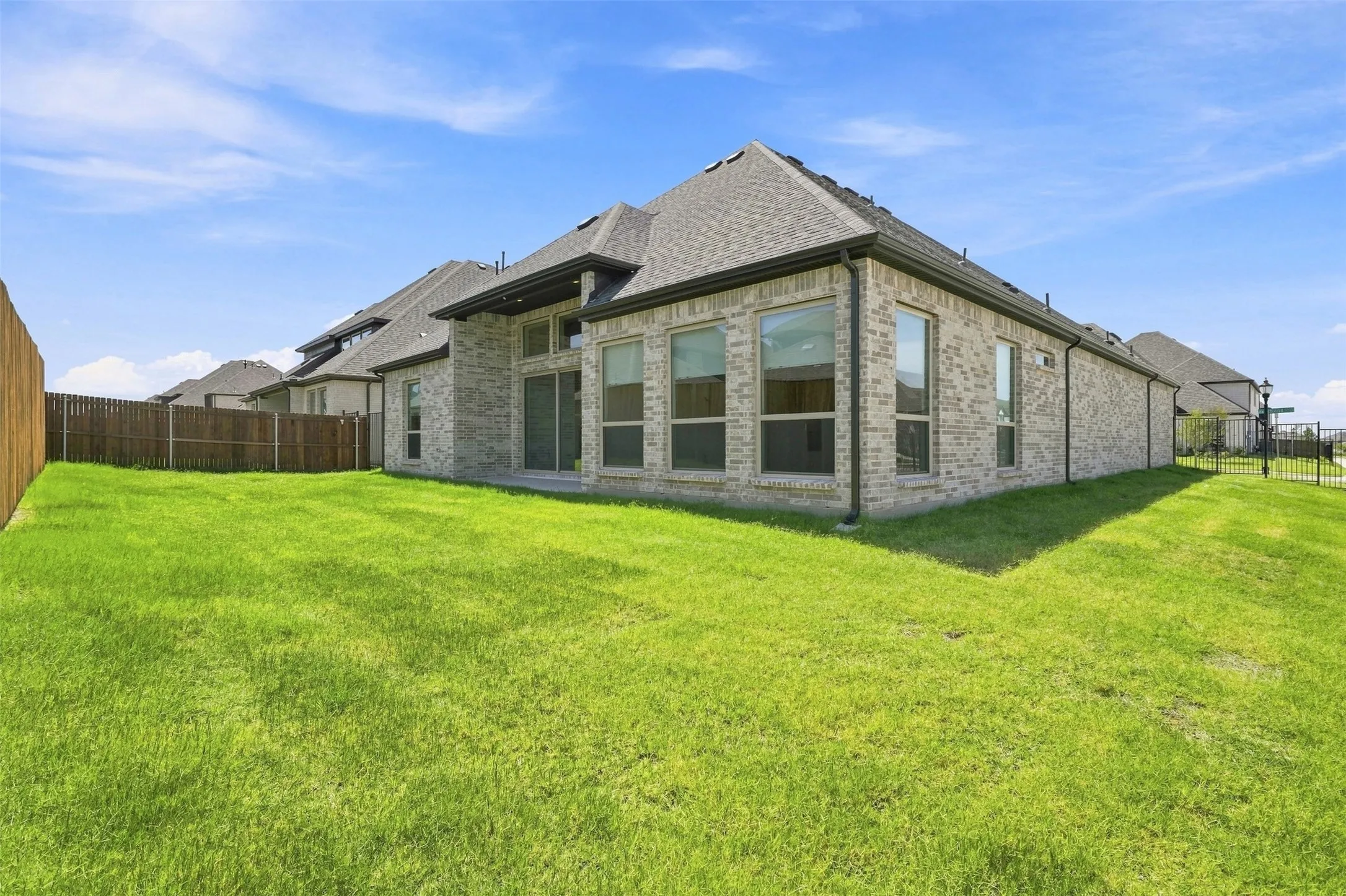 Single Family Residence For Sale in Collin County , 15264 Heartland Drive, Frisco, Texas 75035, 4 Bedroom, 4 Bathroom, 3 Garage spaces, 3,016 Sqft, built in 2026, Price $990,000, mls#21365077, Real Estate Agent in Frisco, Homes For Sale in Collin county, Homes For Sale in Frisco, Realtor in Frisco Texas, Real Estate Brokerage Independent Realty Texas, Luminita Cordes Realtor