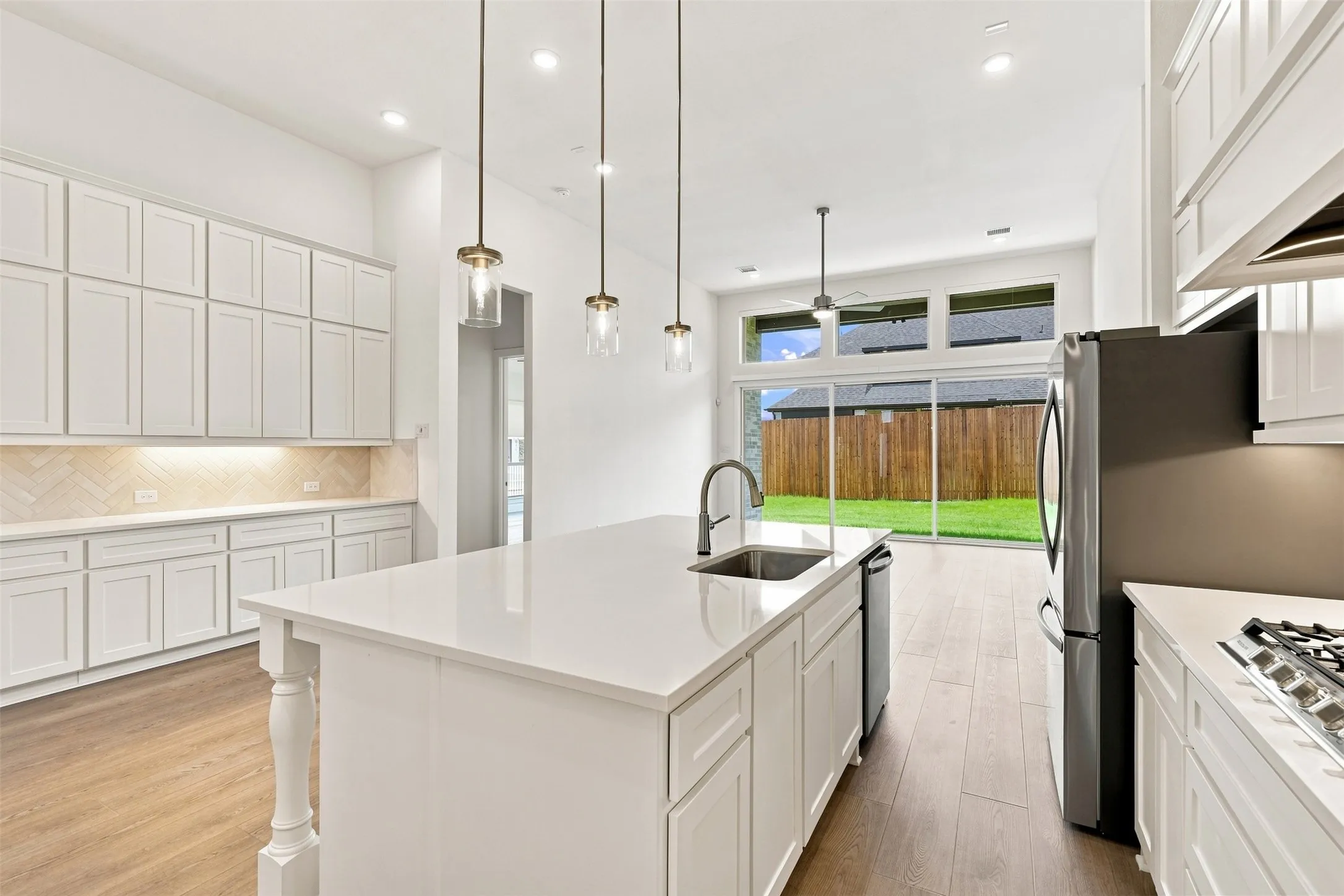 Single Family Residence For Sale in Collin County , 15264 Heartland Drive, Frisco, Texas 75035, 4 Bedroom, 4 Bathroom, 3 Garage spaces, 3,016 Sqft, built in 2026, Price $990,000, mls#21365077, Real Estate Agent in Frisco, Homes For Sale in Collin county, Homes For Sale in Frisco, Realtor in Frisco Texas, Real Estate Brokerage Independent Realty Texas, Luminita Cordes Realtor