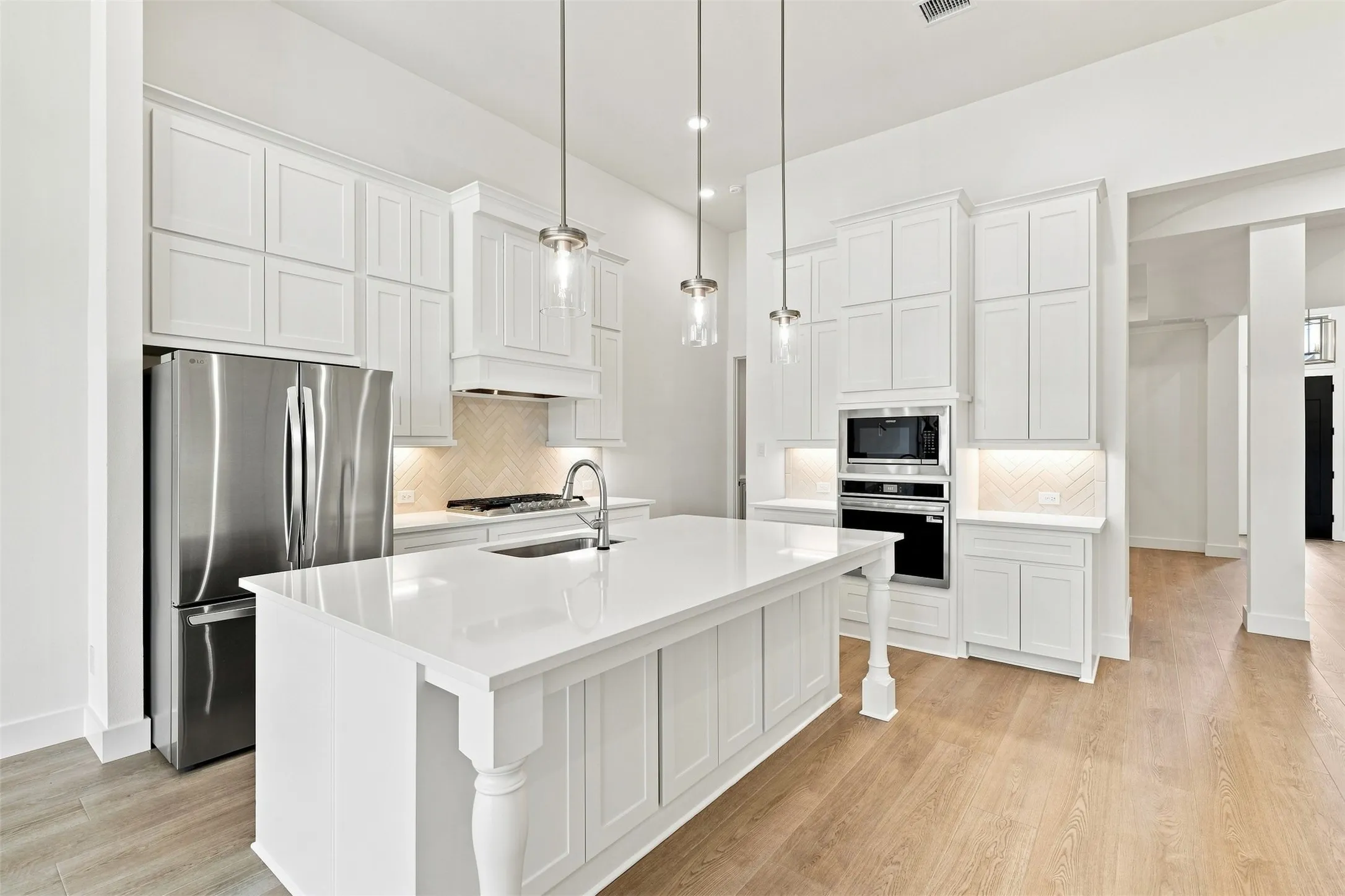 Single Family Residence For Sale in Collin County , 15264 Heartland Drive, Frisco, Texas 75035, 4 Bedroom, 4 Bathroom, 3 Garage spaces, 3,016 Sqft, built in 2026, Price $990,000, mls#21365077, Real Estate Agent in Frisco, Homes For Sale in Collin county, Homes For Sale in Frisco, Realtor in Frisco Texas, Real Estate Brokerage Independent Realty Texas, Luminita Cordes Realtor