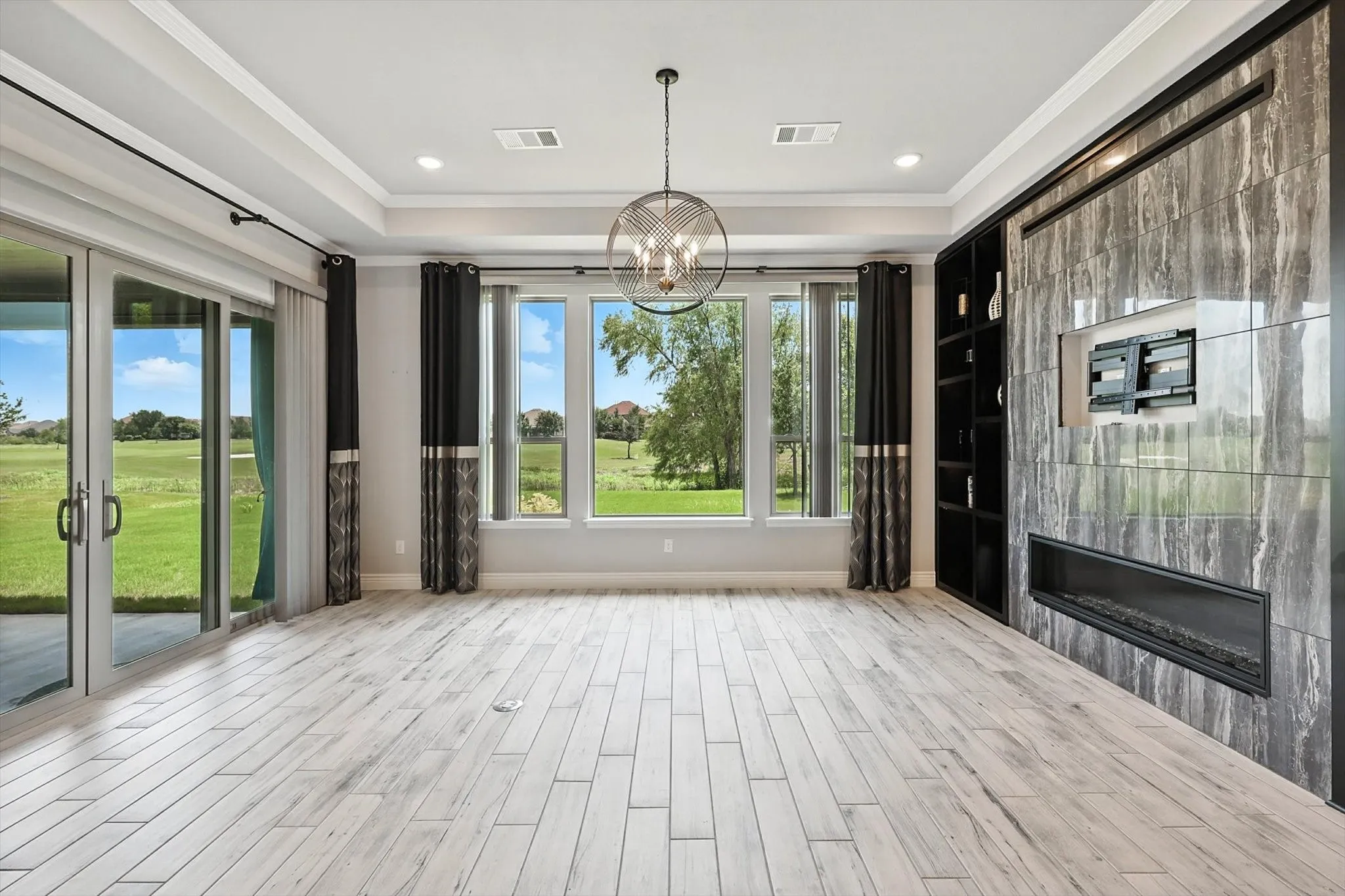 Single Family Residence For Sale in Denton County , 8509 Cocobolo Drive, Denton, Texas 76207, 2 Bedroom, 3 Bathroom, 3 Garage spaces, 2,073 Sqft, built in 2022, mls#21361785, Real Estate Agent in Denton, Homes For Sale in Denton county, Homes For Sale in Denton, Realtor in Denton Texas, Real Estate Brokerage Independent Realty Texas, Luminita Cordes Realtor