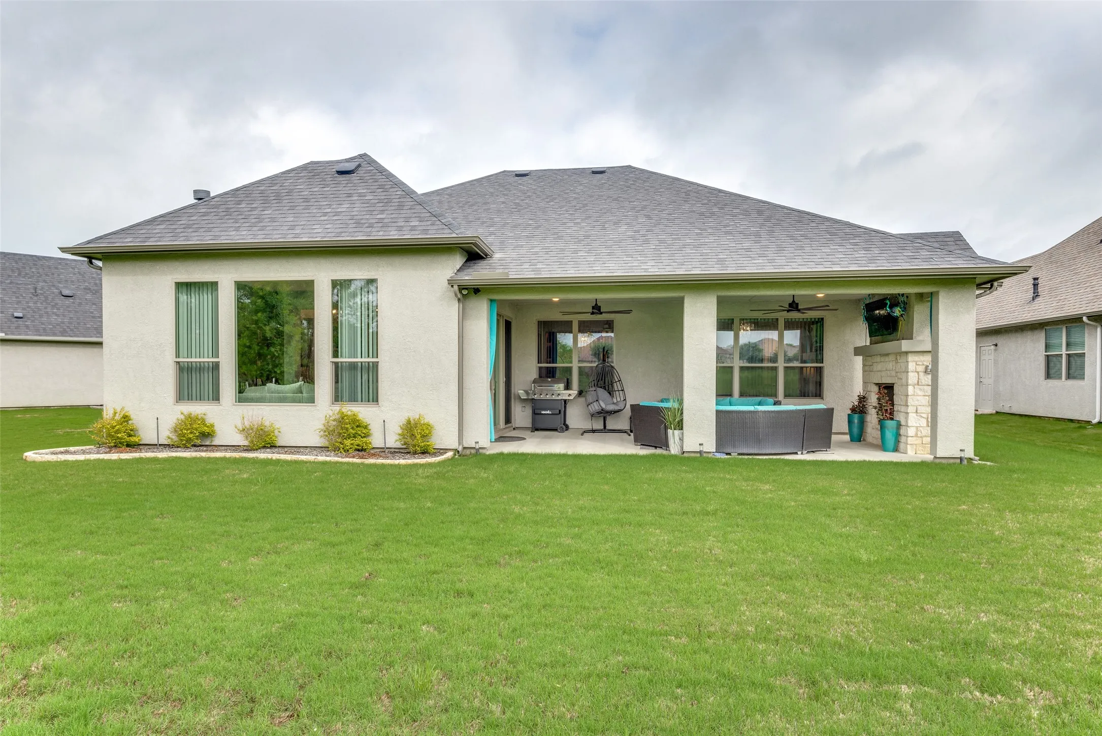 Single Family Residence For Sale in Denton County , 8509 Cocobolo Drive, Denton, Texas 76207, 2 Bedroom, 3 Bathroom, 3 Garage spaces, 2,073 Sqft, built in 2022, mls#21361785, Real Estate Agent in Denton, Homes For Sale in Denton county, Homes For Sale in Denton, Realtor in Denton Texas, Real Estate Brokerage Independent Realty Texas, Luminita Cordes Realtor