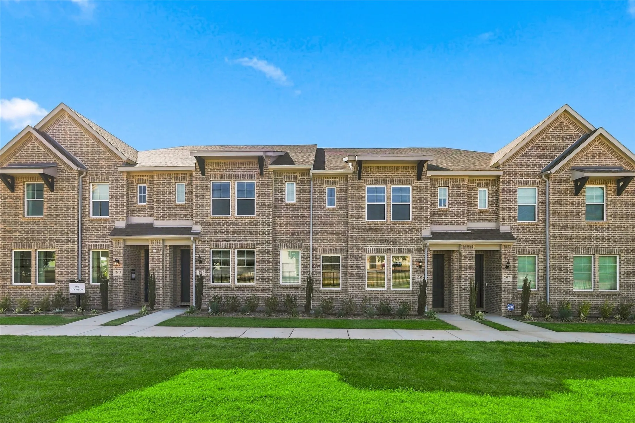 Townhouse For Rent in Tarrant County , 7621 Dakota, Watauga, Texas 76148, 3 Bedroom, 3 Bathroom, 2 Garage spaces, 1,869 Sqft, built in 2026, mls#21366272, Real Estate Agent in Watauga, Homes For Rent in Tarrant county, Homes For Rent in Watauga, Realtor in Watauga Texas, Real Estate Brokerage Independent Realty Texas, Luminita Cordes Realtor